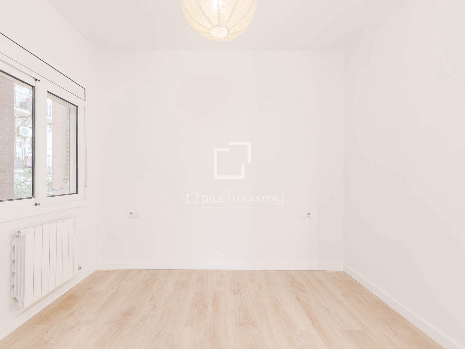 3 bedroom Apartment for sale in Barcelona city - € 495,000 (Ref: 9948528)