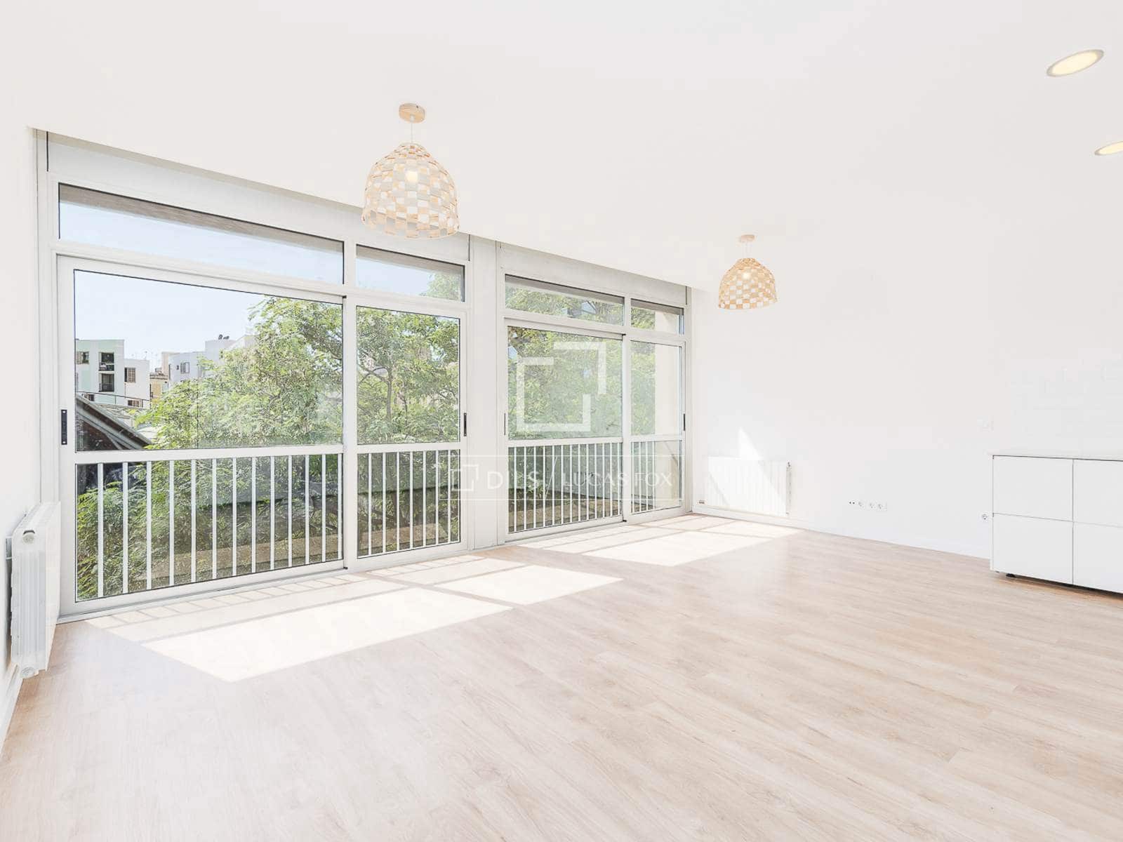 3 bedroom Apartment for sale in Barcelona city - € 495,000 (Ref: 9948528)