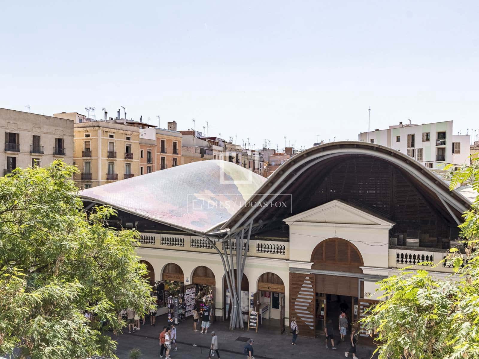 3 bedroom Apartment for sale in Barcelona city - € 495,000 (Ref: 9948528)