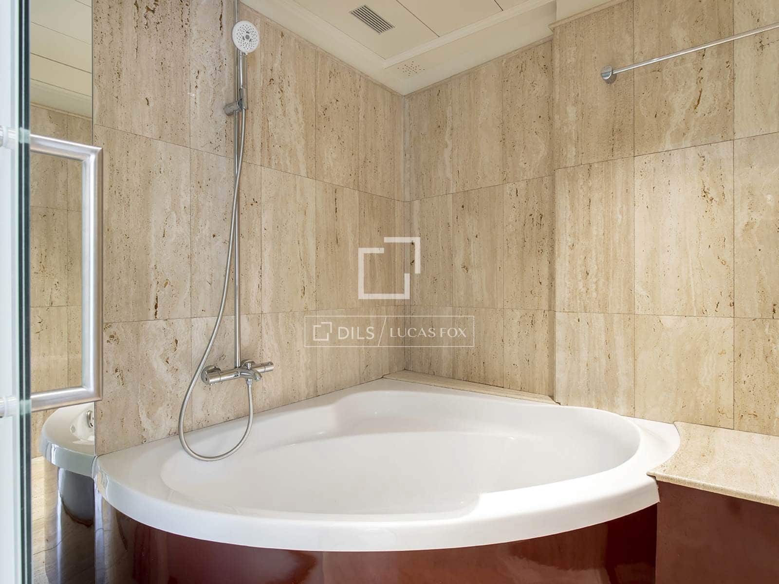 5 Zimmer Villa zu vermieten in Barcelona Stadt mit Pool Garage - 9.800 € (Ref: 9948530)