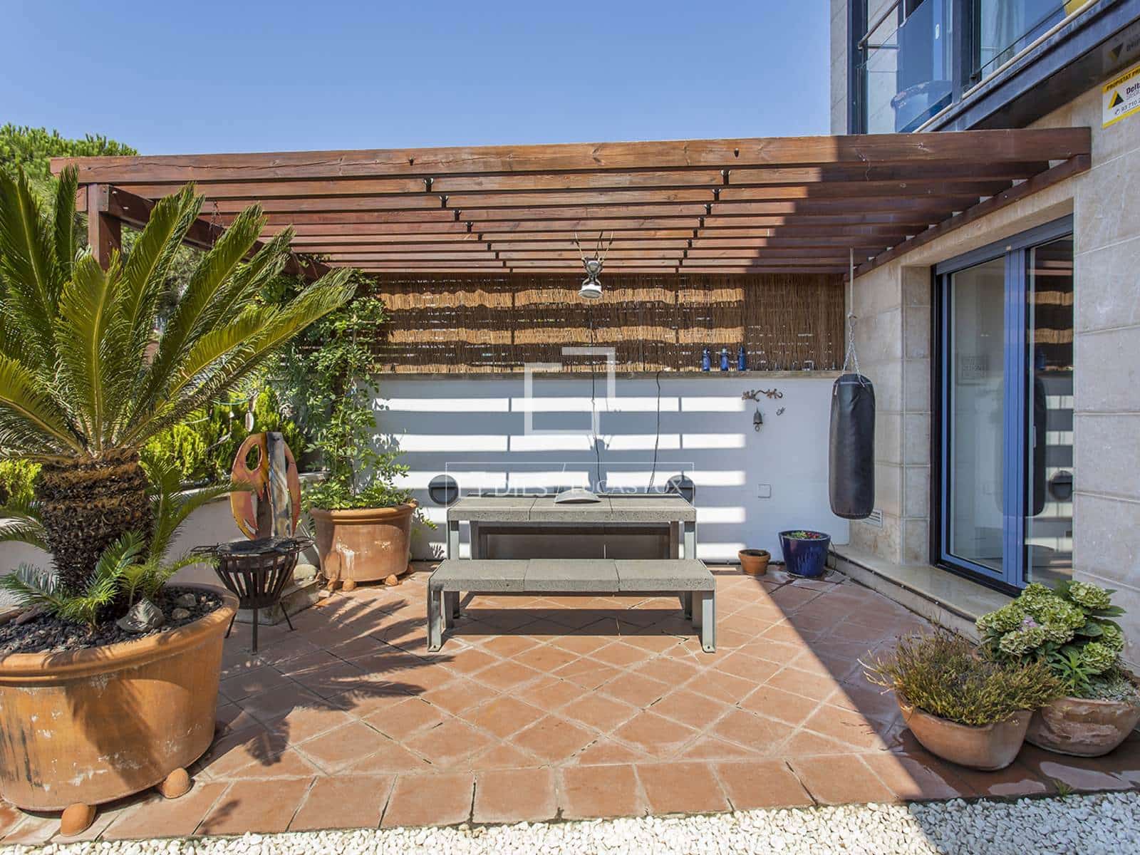 5 Zimmer Villa zu vermieten in Barcelona Stadt mit Pool Garage - 9.800 € (Ref: 9948530)