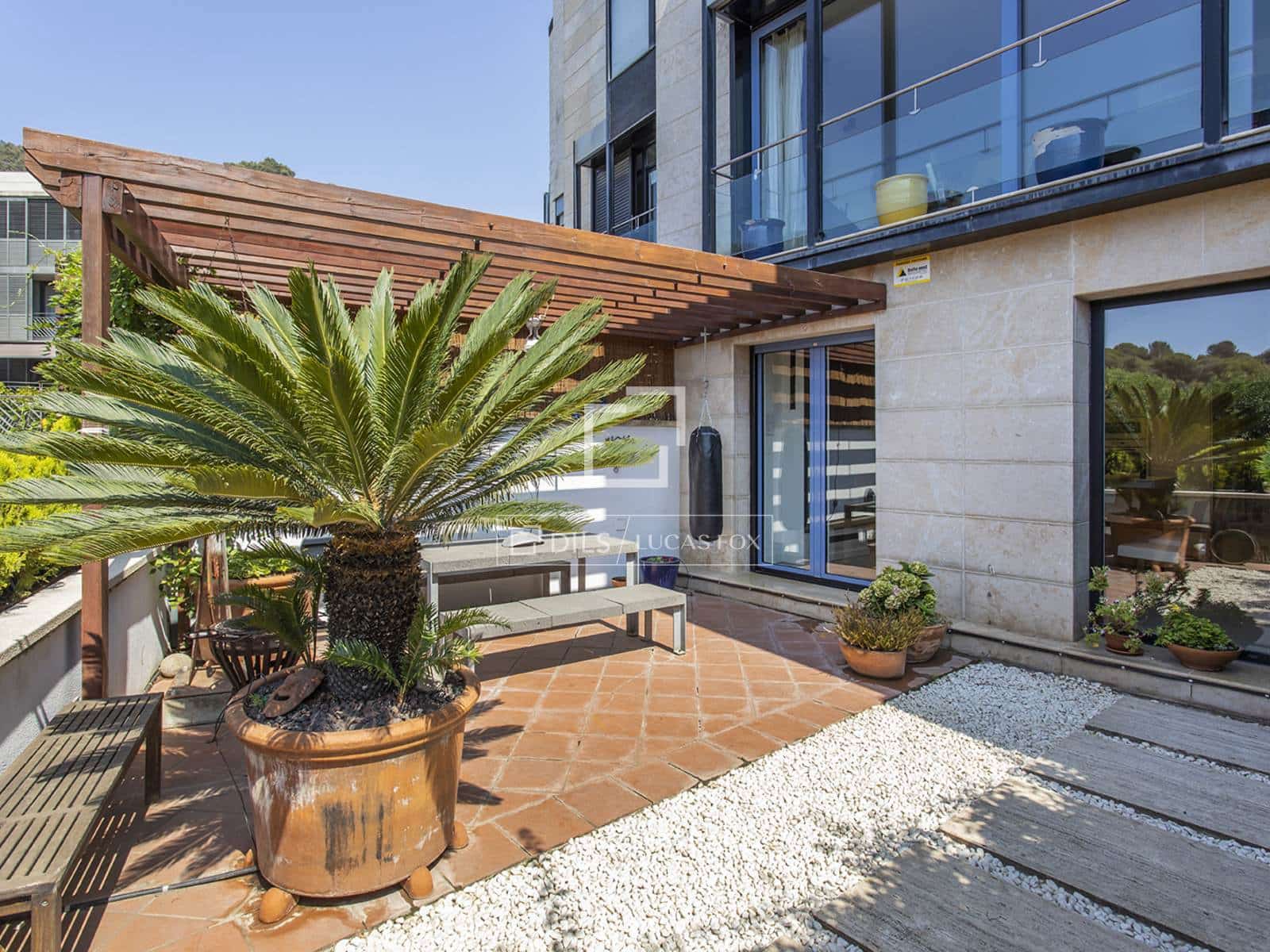 5 Zimmer Villa zu vermieten in Barcelona Stadt mit Pool Garage - 9.800 € (Ref: 9948530)