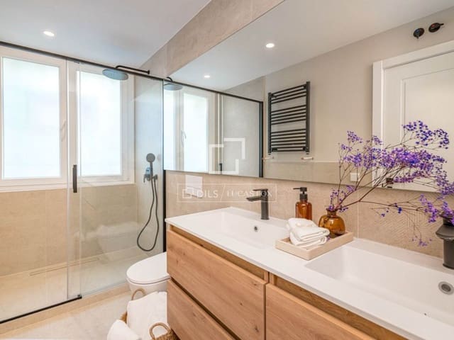 3 bedroom Apartment for sale in Recoletos, Madrid city - € 1,650,000 (Ref: 9948533)