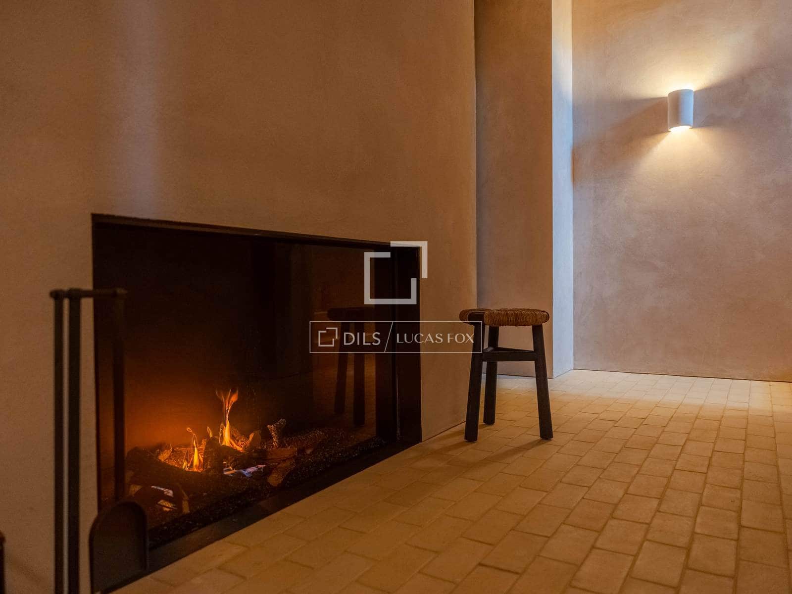 3 soverom Villa til salgs i Valencia by med svømmebasseng garasje - € 2 500 000 (Ref: 9948534)