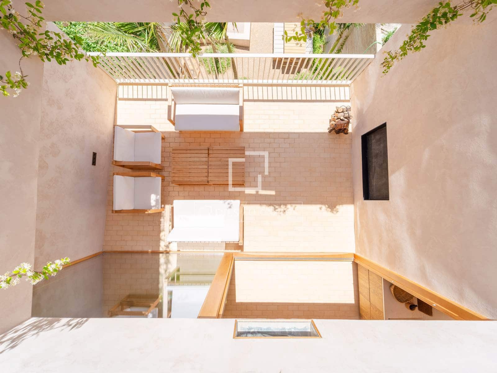 3 soverom Villa til salgs i Valencia by med svømmebasseng garasje - € 2 500 000 (Ref: 9948534)