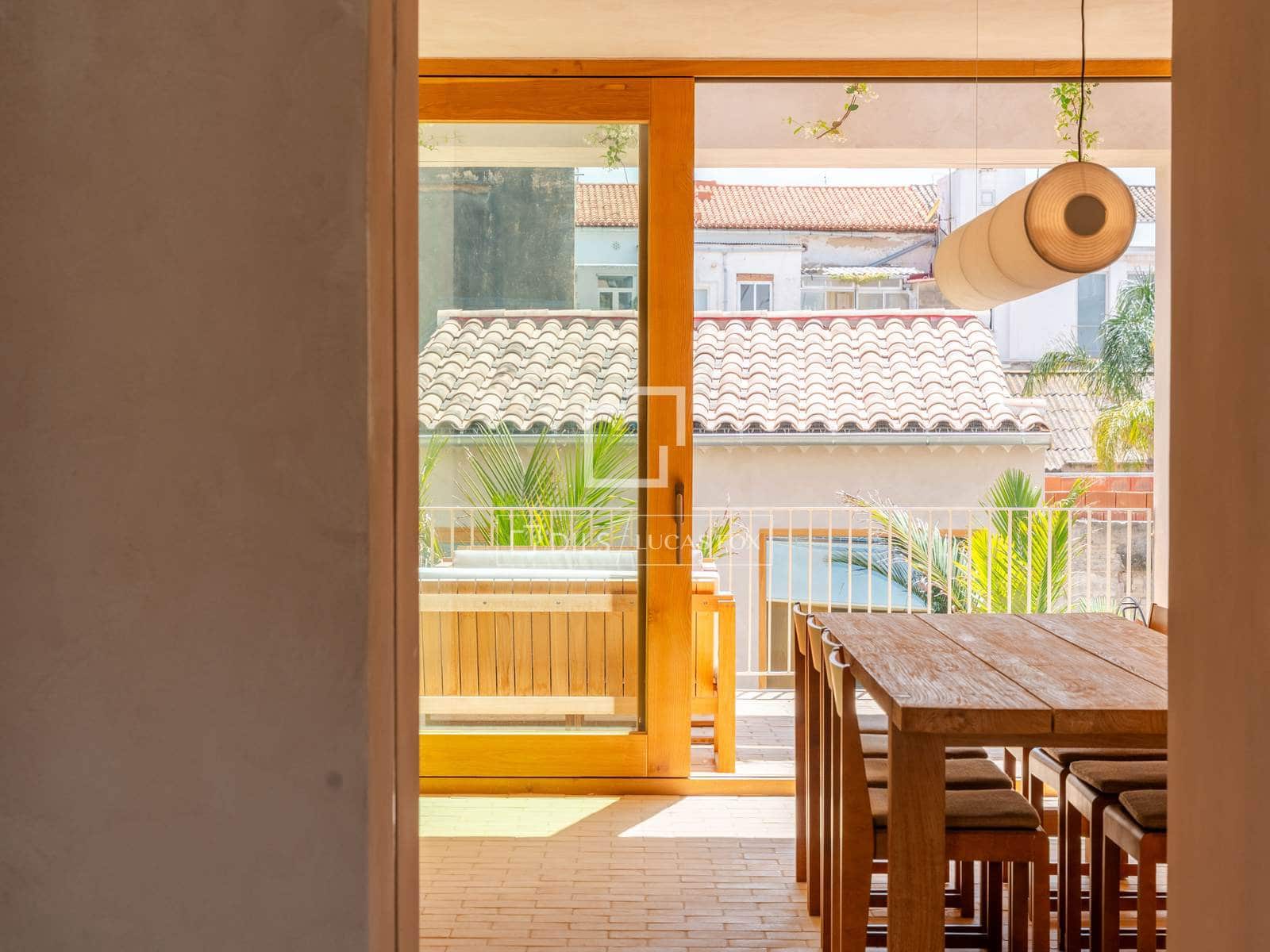 3 soverom Villa til salgs i Valencia by med svømmebasseng garasje - € 2 500 000 (Ref: 9948534)
