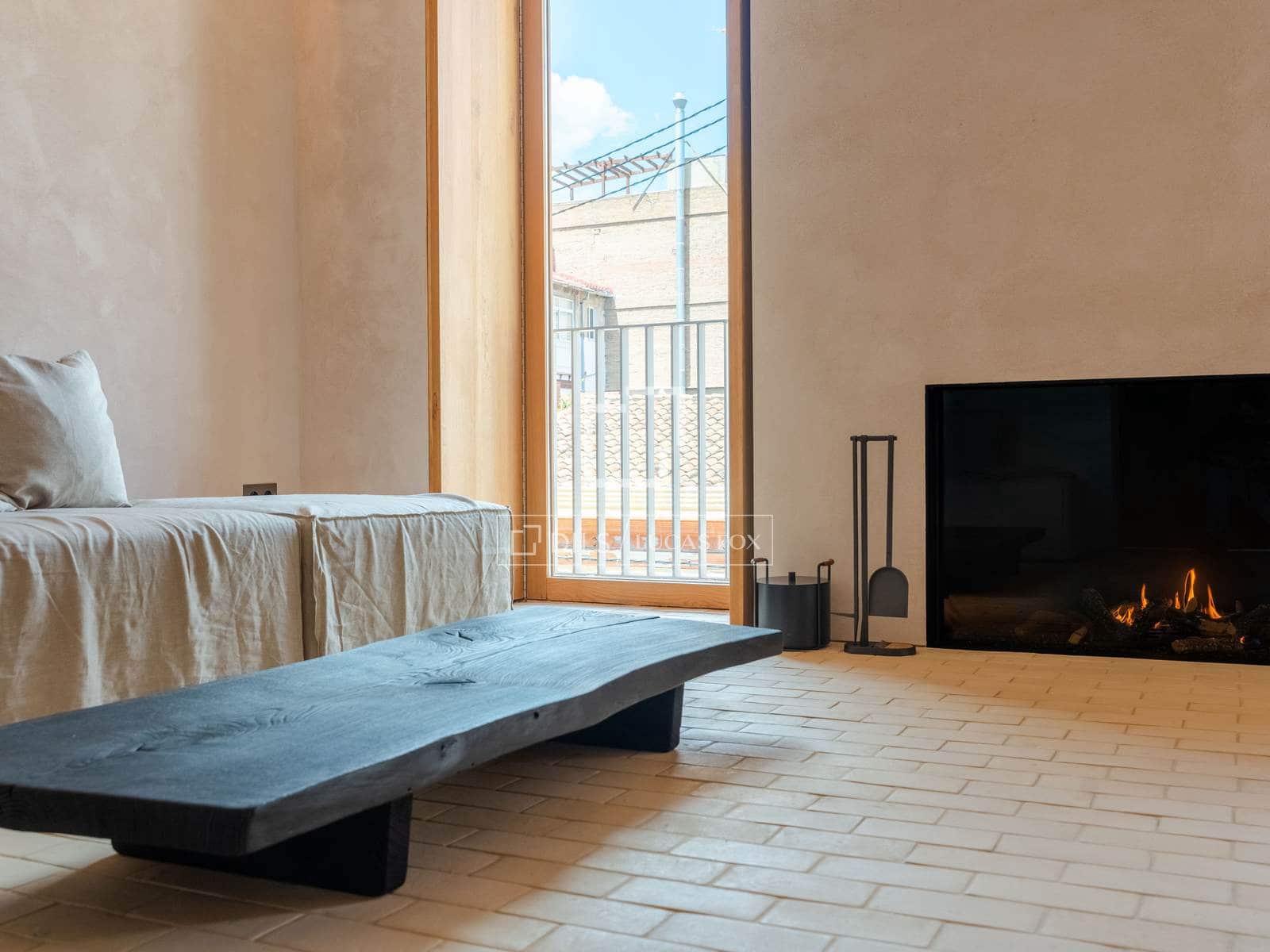 3 soverom Villa til salgs i Valencia by med svømmebasseng garasje - € 2 500 000 (Ref: 9948534)
