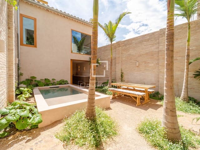 3 soverom Villa til salgs i Valencia by med svømmebasseng garasje - € 2 500 000 (Ref: 9948534)