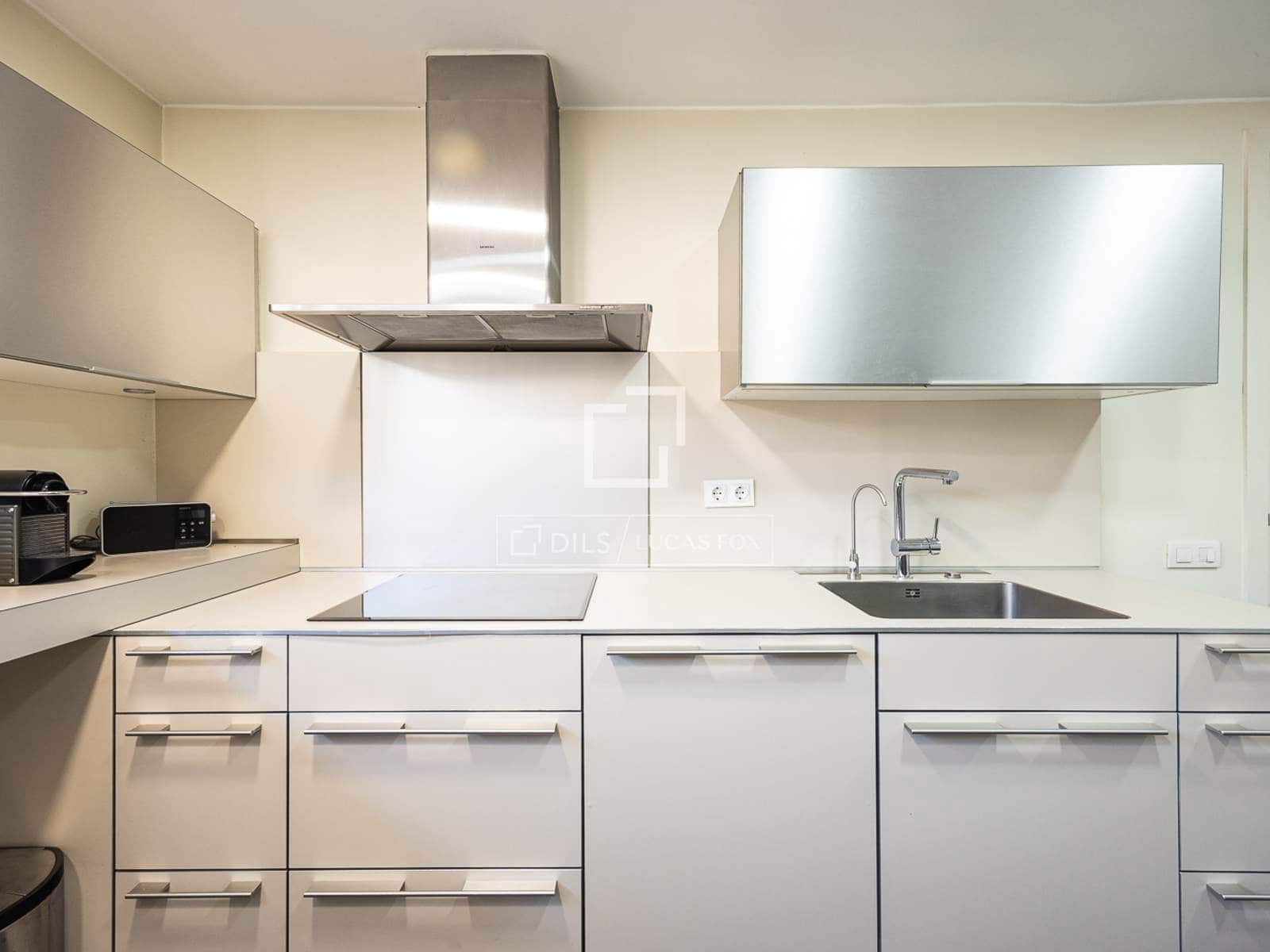 3 sypialnia Apartament na sprzedaż w Miasto Barcelona - 1 100 000 € (Ref: 9948652)