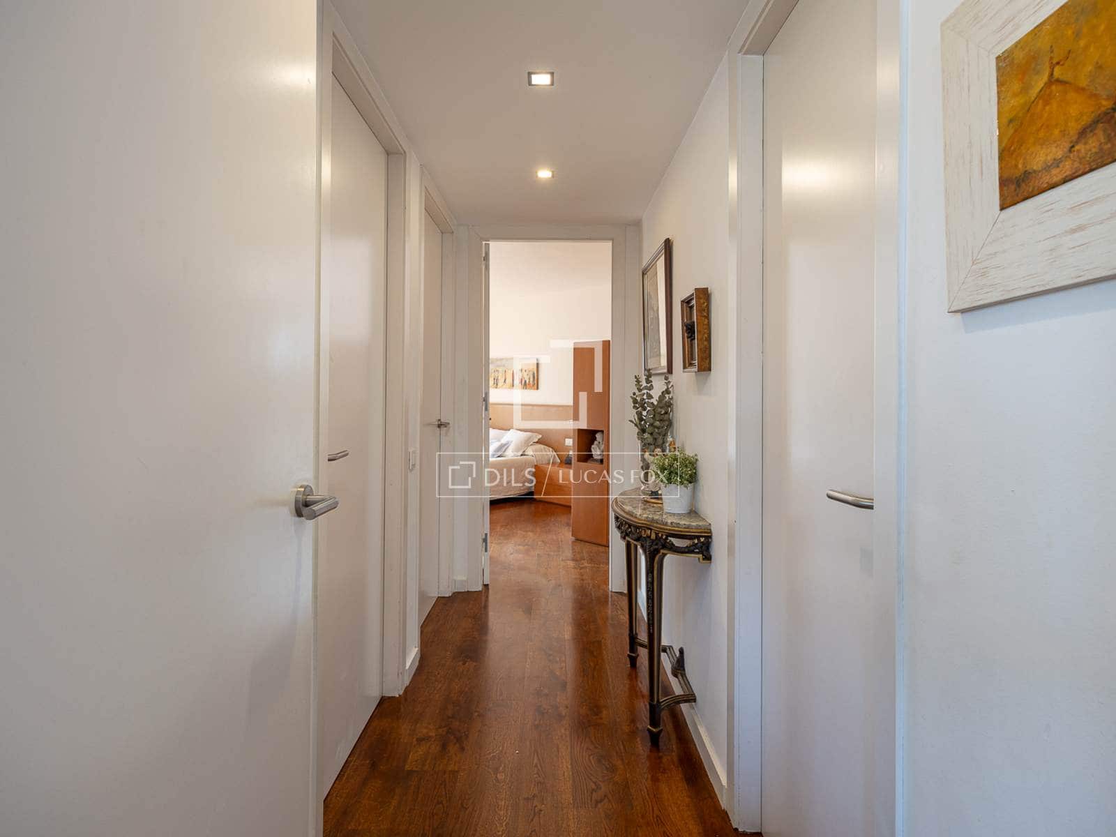 3 sypialnia Apartament na sprzedaż w Miasto Barcelona - 1 100 000 € (Ref: 9948652)
