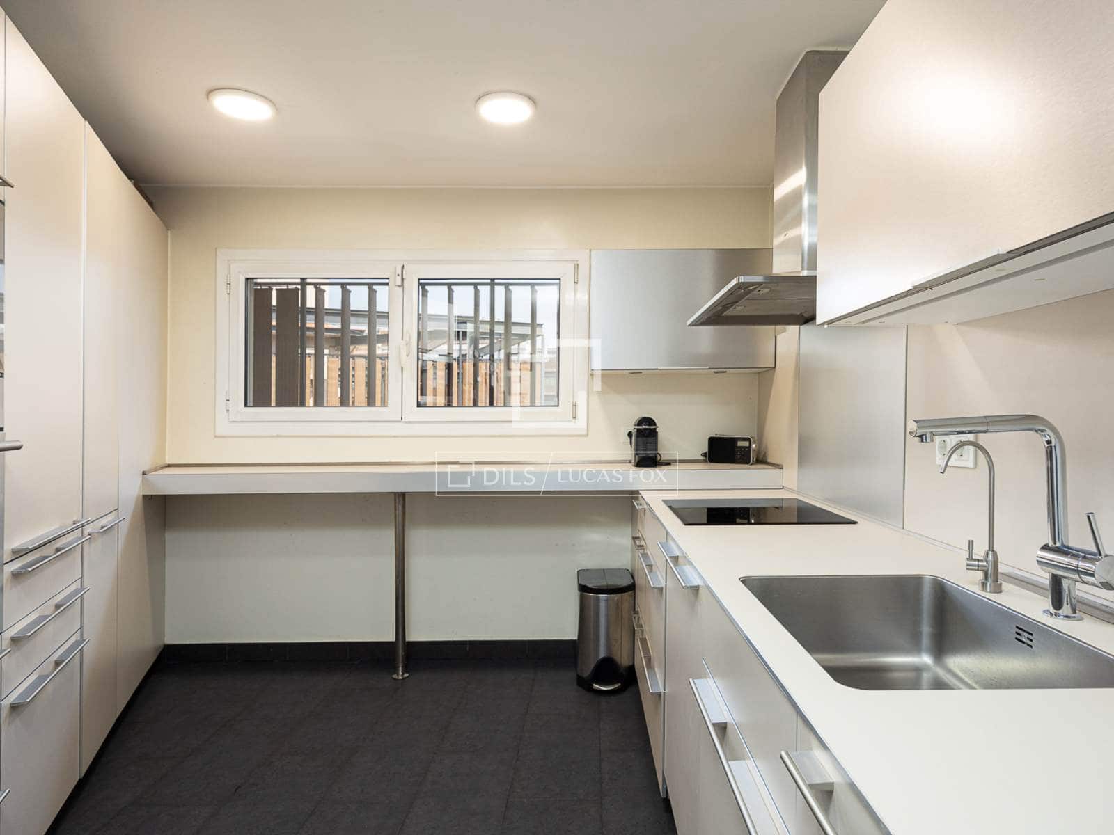 3 sypialnia Apartament na sprzedaż w Miasto Barcelona - 1 100 000 € (Ref: 9948652)