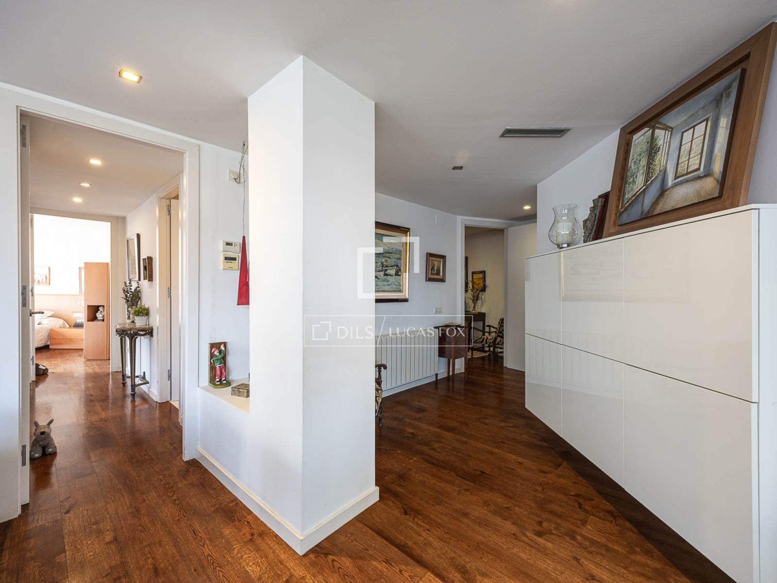 3 sypialnia Apartament na sprzedaż w Miasto Barcelona - 1 100 000 € (Ref: 9948652)