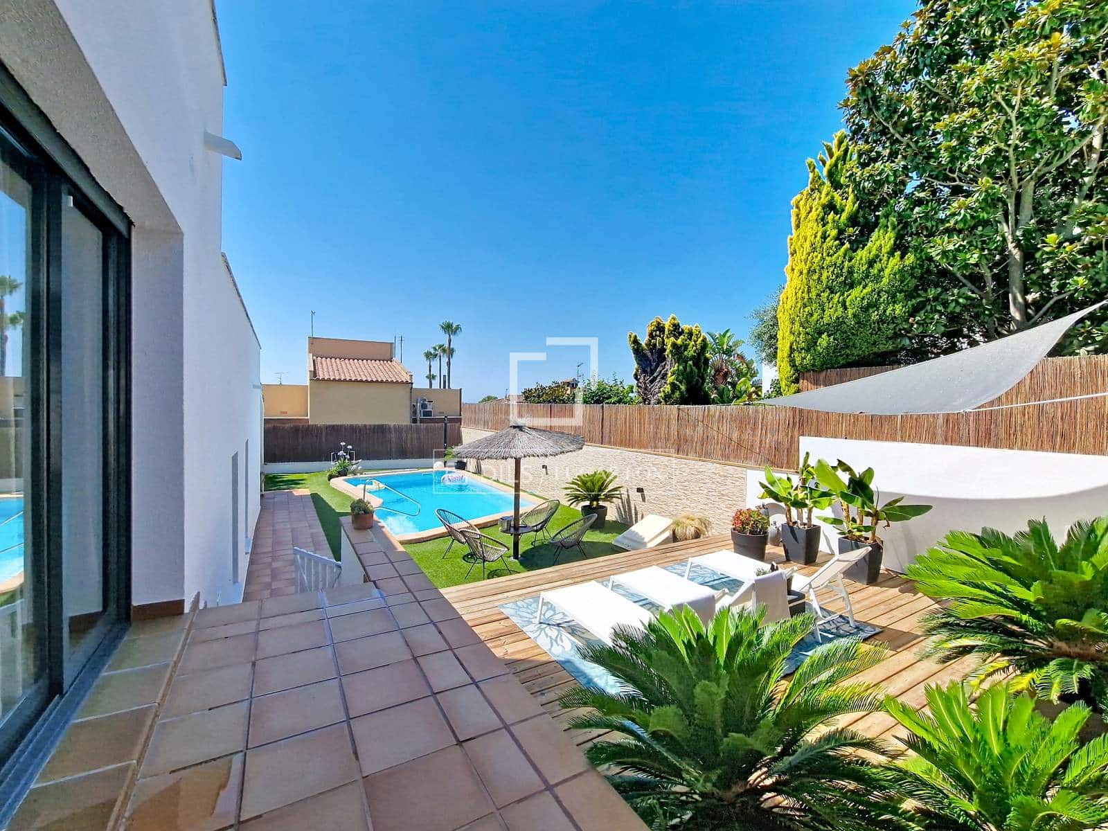 3 soveværelse Villa til salg i Calafell med swimmingpool garage - € 580.000 (Ref: 9948653)