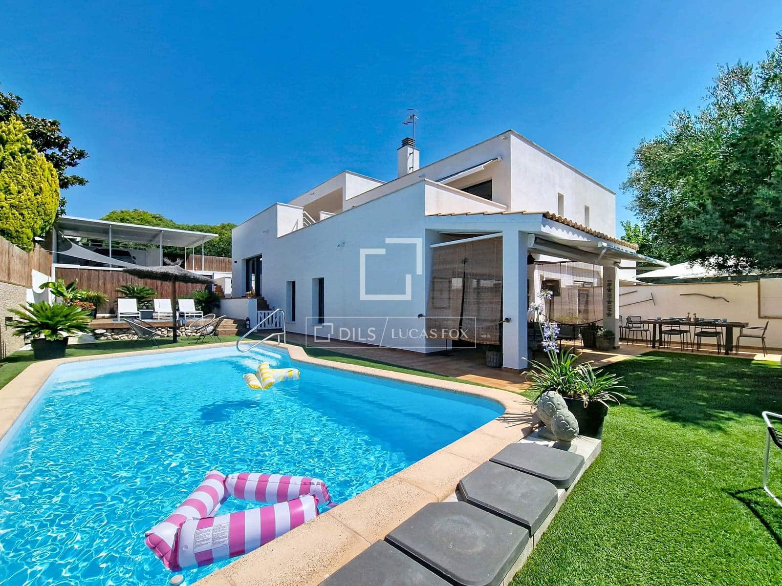 3 soveværelse Villa til salg i Calafell med swimmingpool garage - € 580.000 (Ref: 9948653)