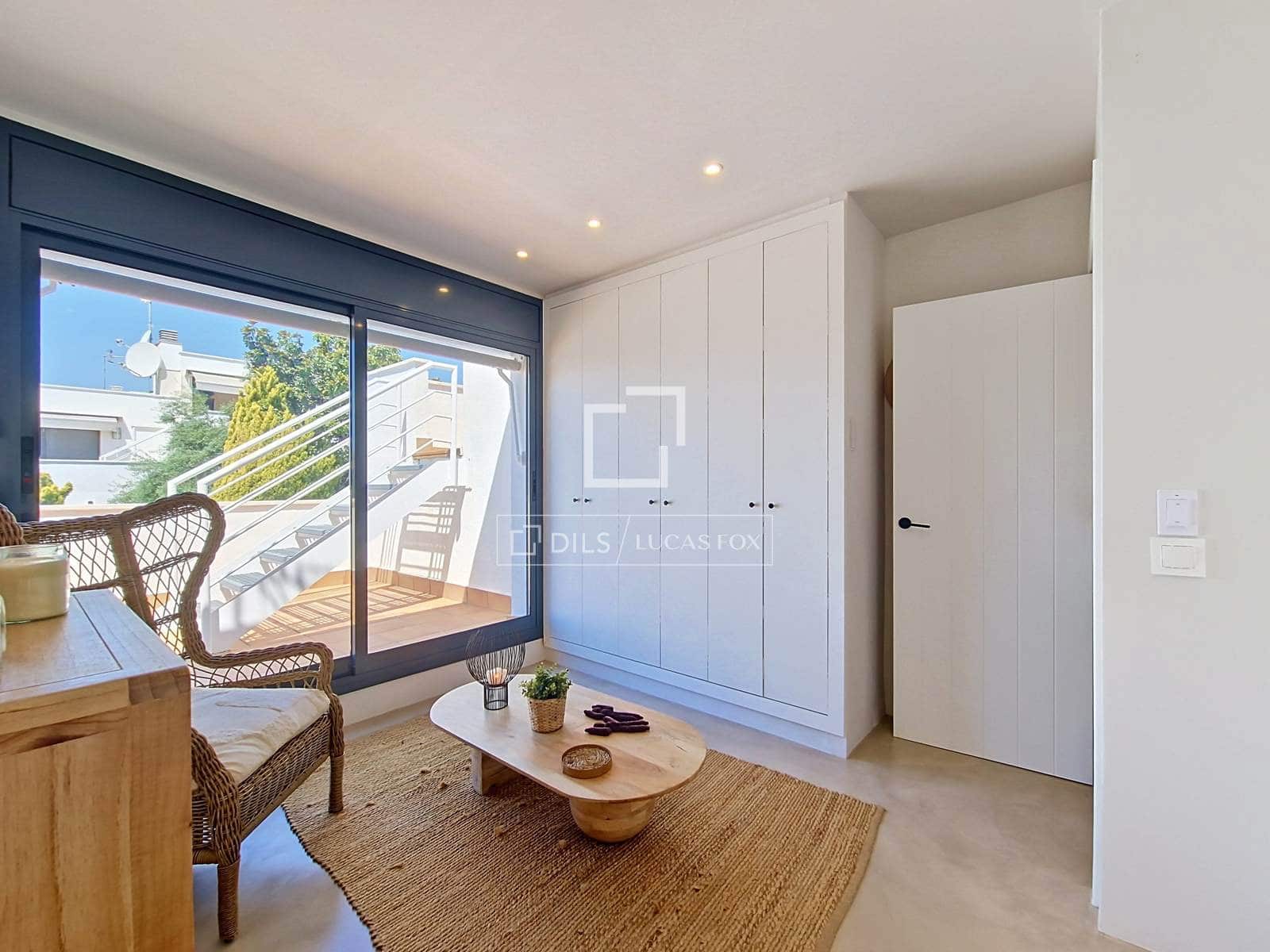 3 soveværelse Villa til salg i Calafell med swimmingpool garage - € 580.000 (Ref: 9948653)