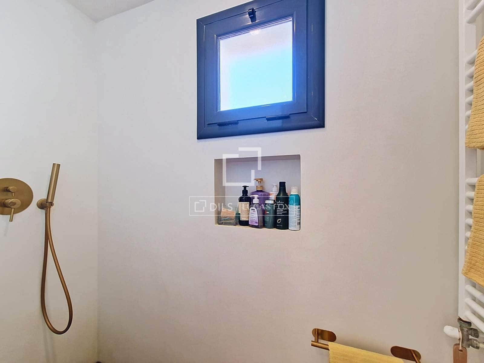3 soveværelse Villa til salg i Calafell med swimmingpool garage - € 580.000 (Ref: 9948653)
