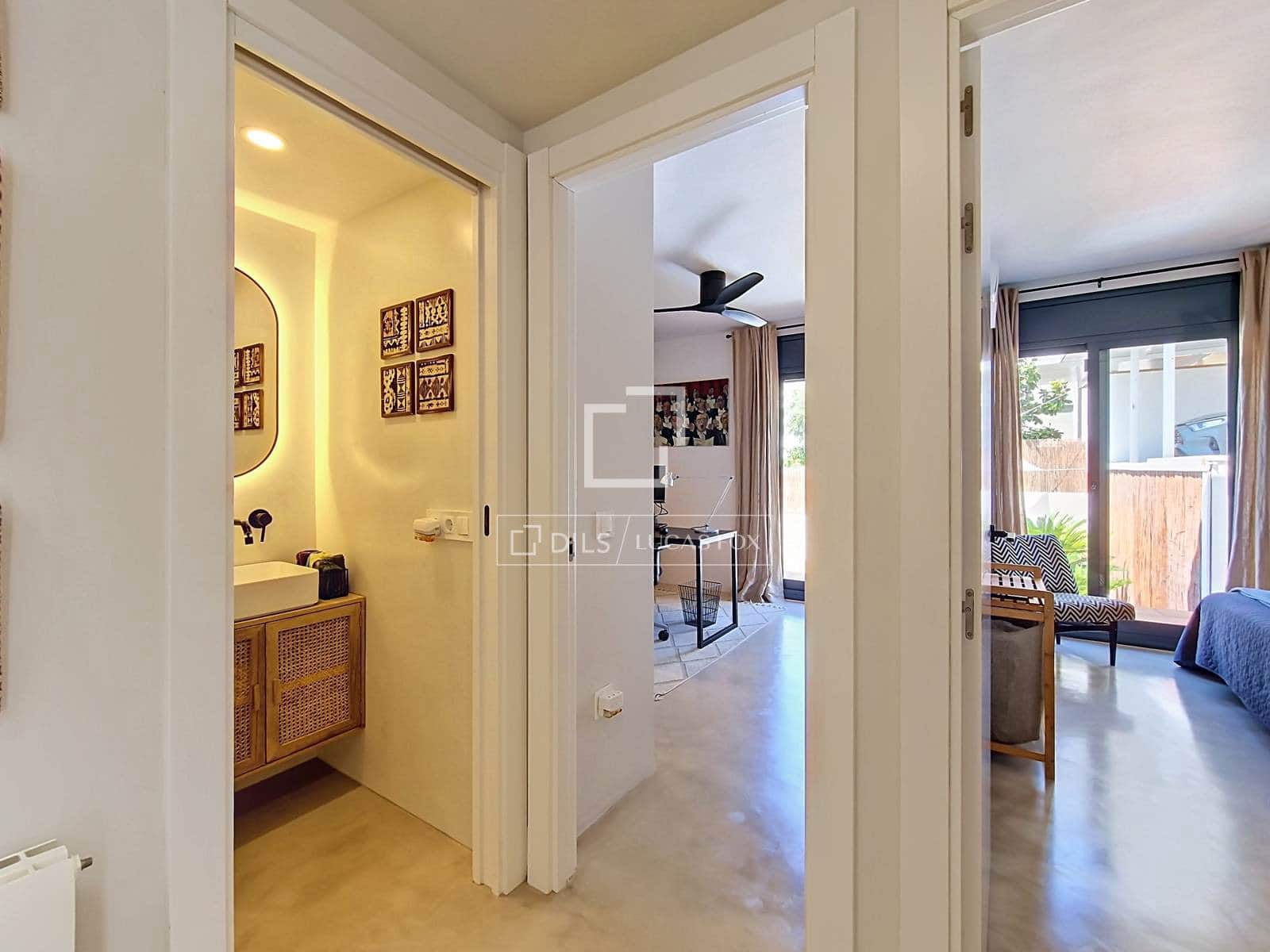 3 soveværelse Villa til salg i Calafell med swimmingpool garage - € 580.000 (Ref: 9948653)