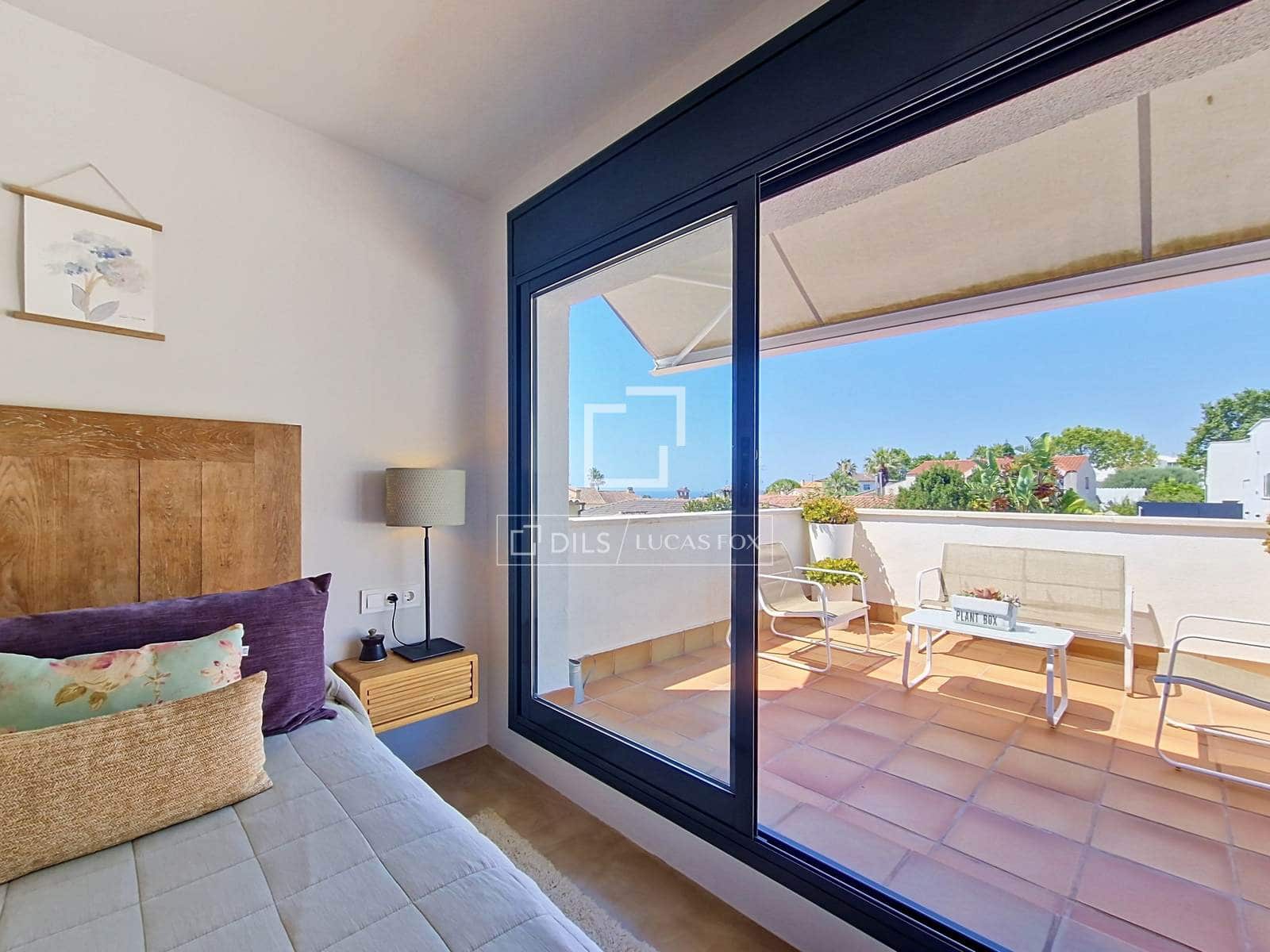 3 soveværelse Villa til salg i Calafell med swimmingpool garage - € 580.000 (Ref: 9948653)