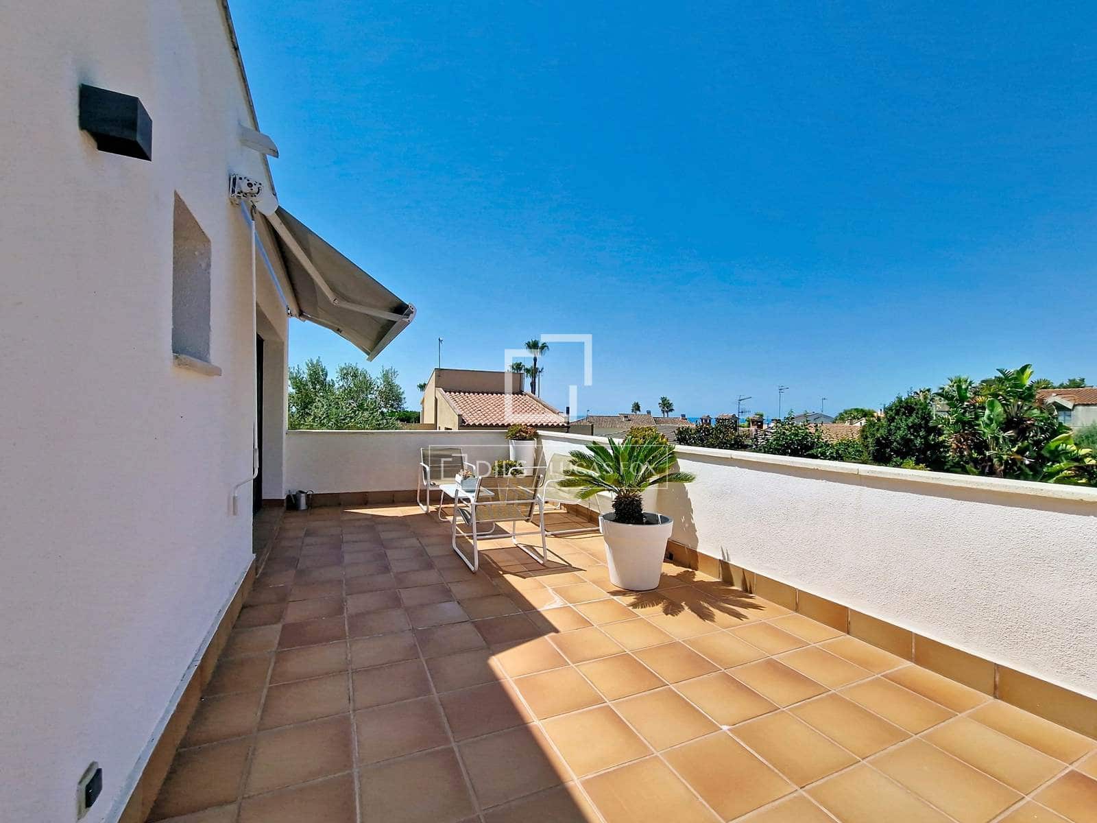 3 soveværelse Villa til salg i Calafell med swimmingpool garage - € 580.000 (Ref: 9948653)