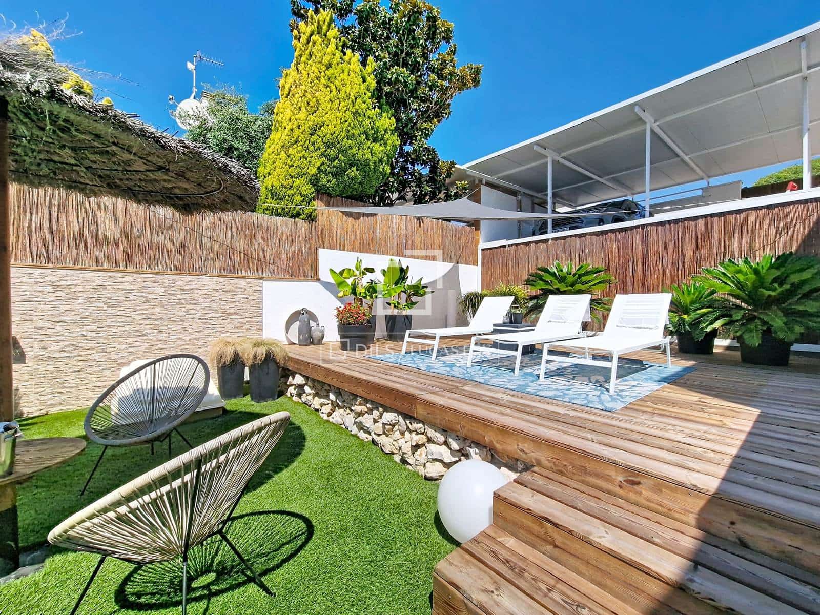 3 soveværelse Villa til salg i Calafell med swimmingpool garage - € 580.000 (Ref: 9948653)