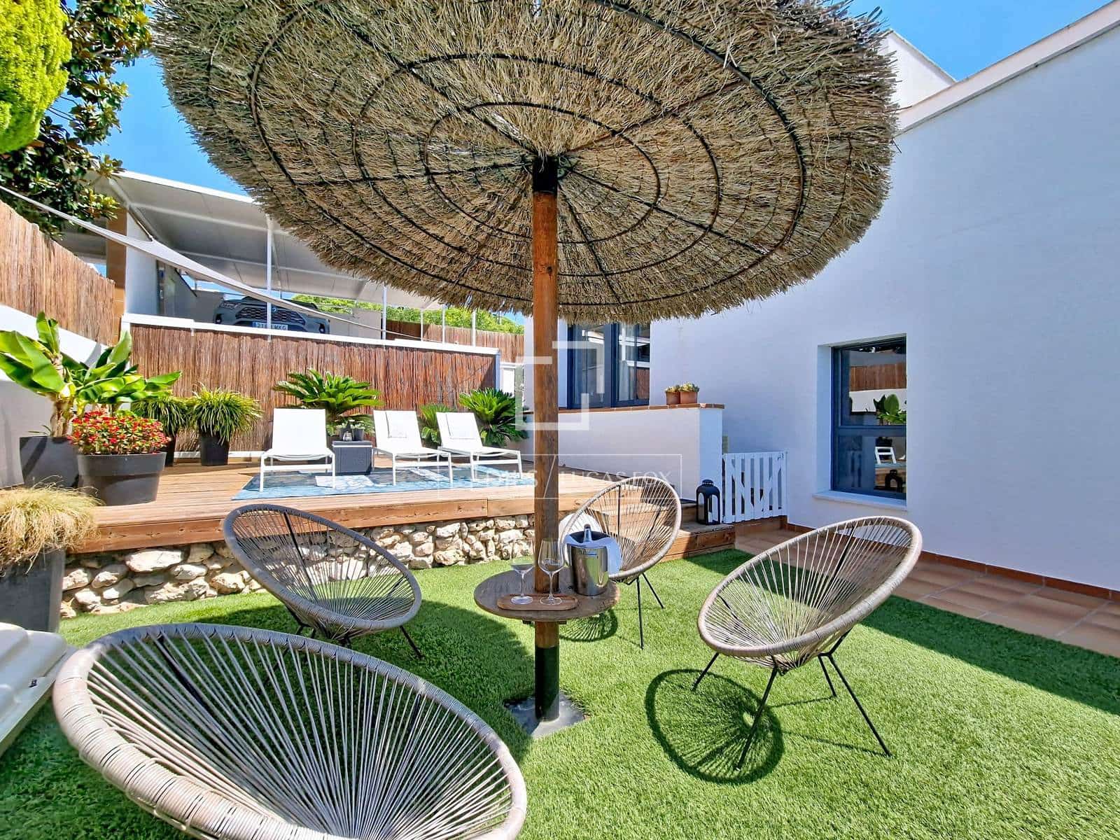 3 soveværelse Villa til salg i Calafell med swimmingpool garage - € 580.000 (Ref: 9948653)