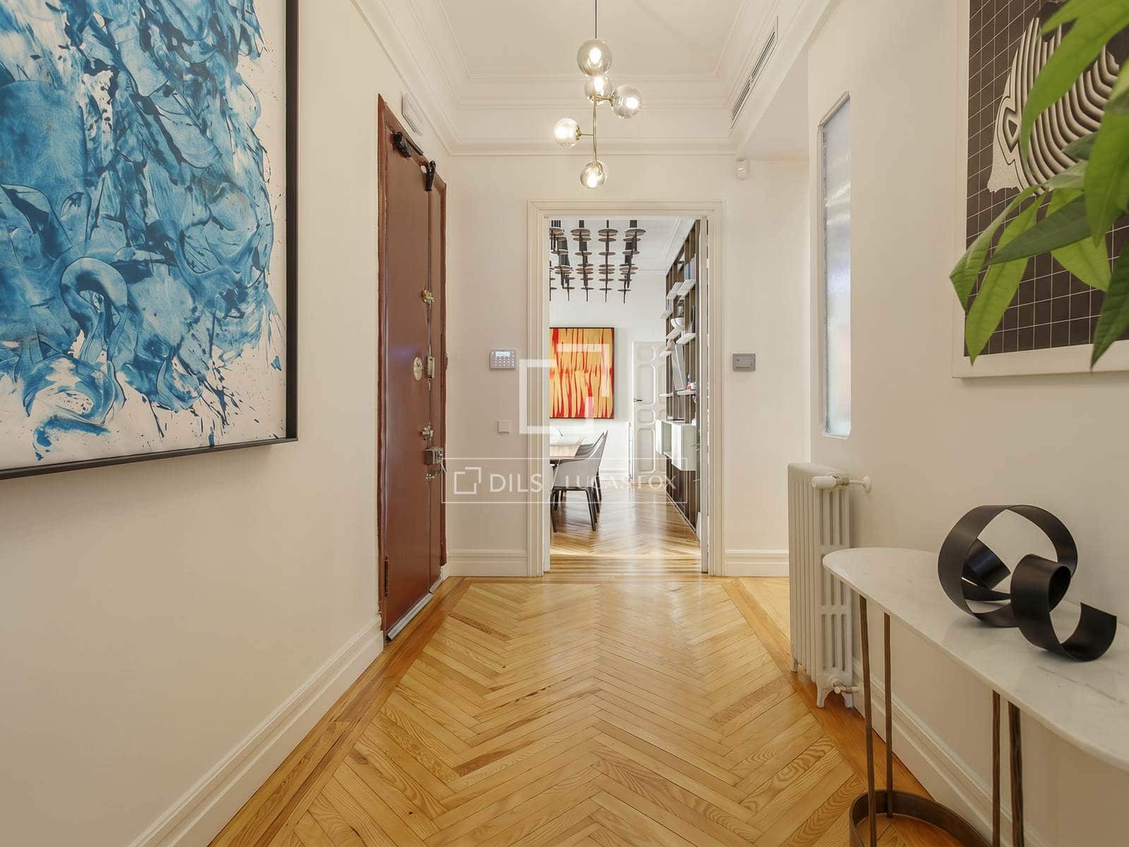 1 sovrum Lägenhet att hyra i Madrid stad - 1 350 € (Ref: 9948824)