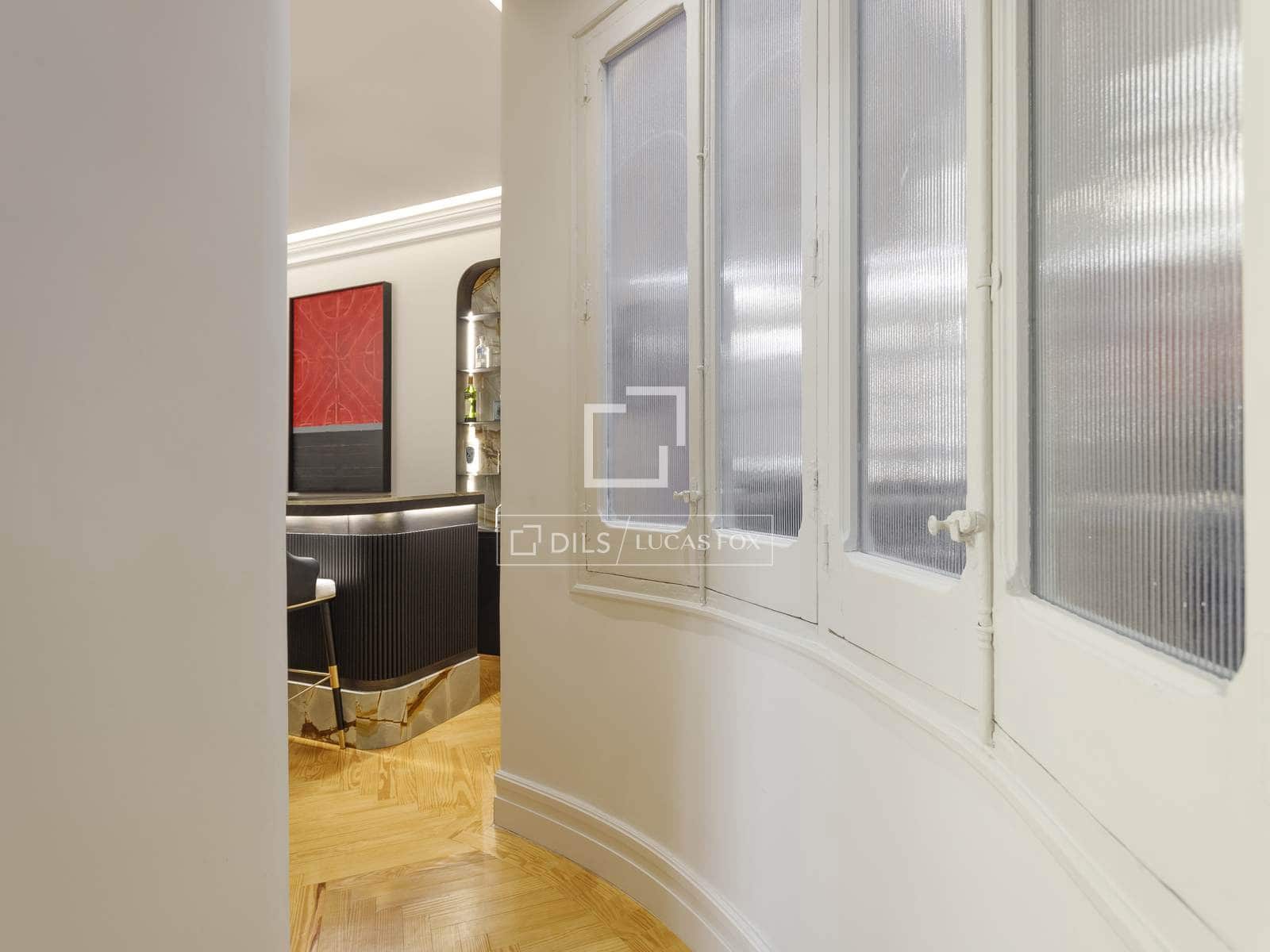 1 sovrum Lägenhet att hyra i Madrid stad - 1 350 € (Ref: 9948824)