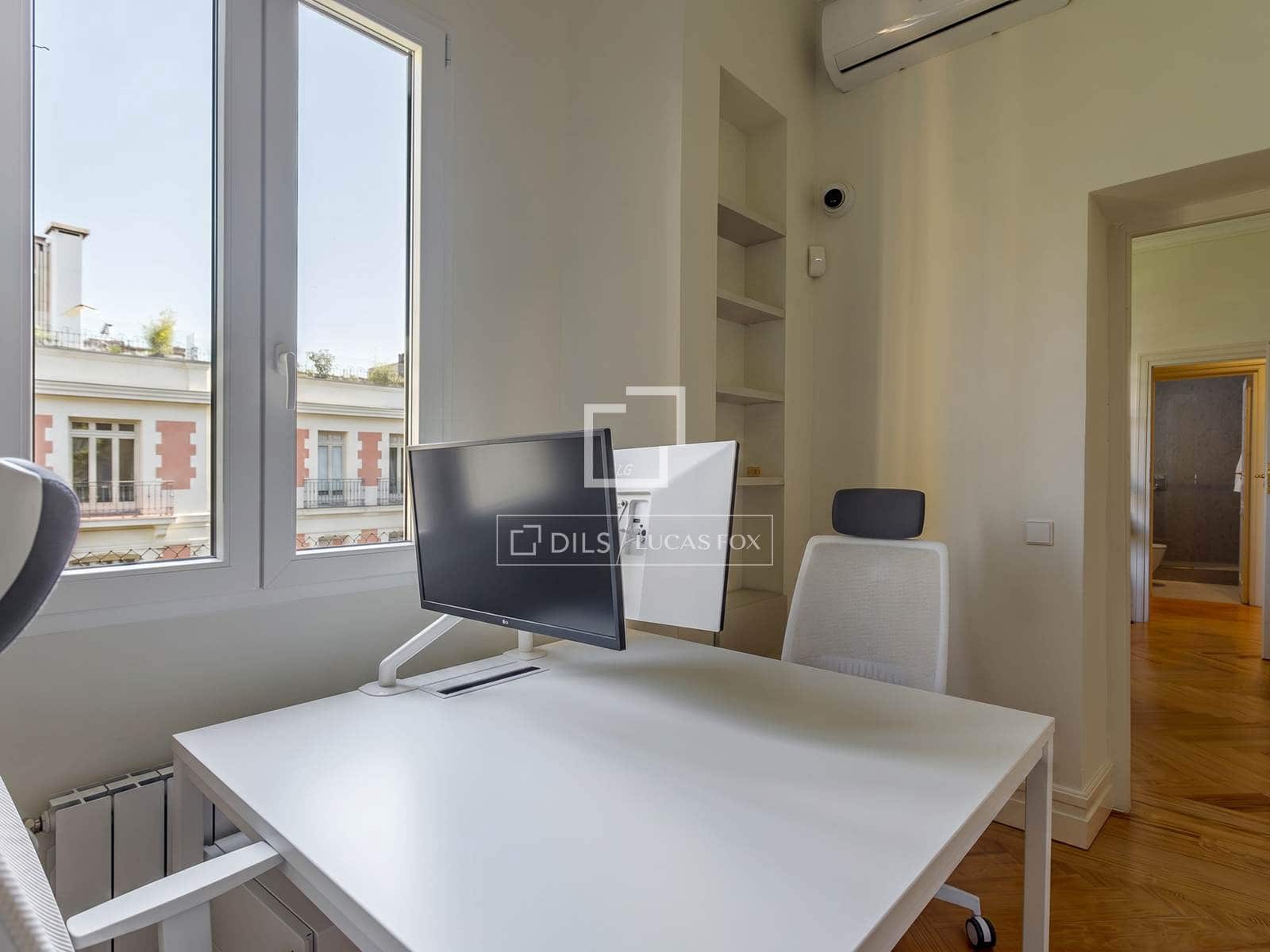 1 sovrum Lägenhet att hyra i Madrid stad - 1 200 € (Ref: 9948825)