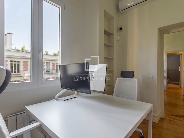 1 soverom Leilighet til leie i Castellana, Madrid by - € 1 200 (Ref: 9948825)