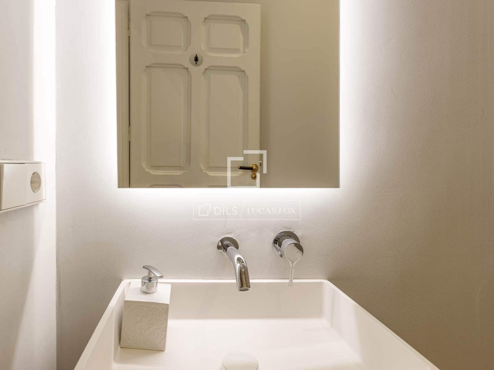1 sovrum Lägenhet att hyra i Madrid stad - 1 200 € (Ref: 9948825)