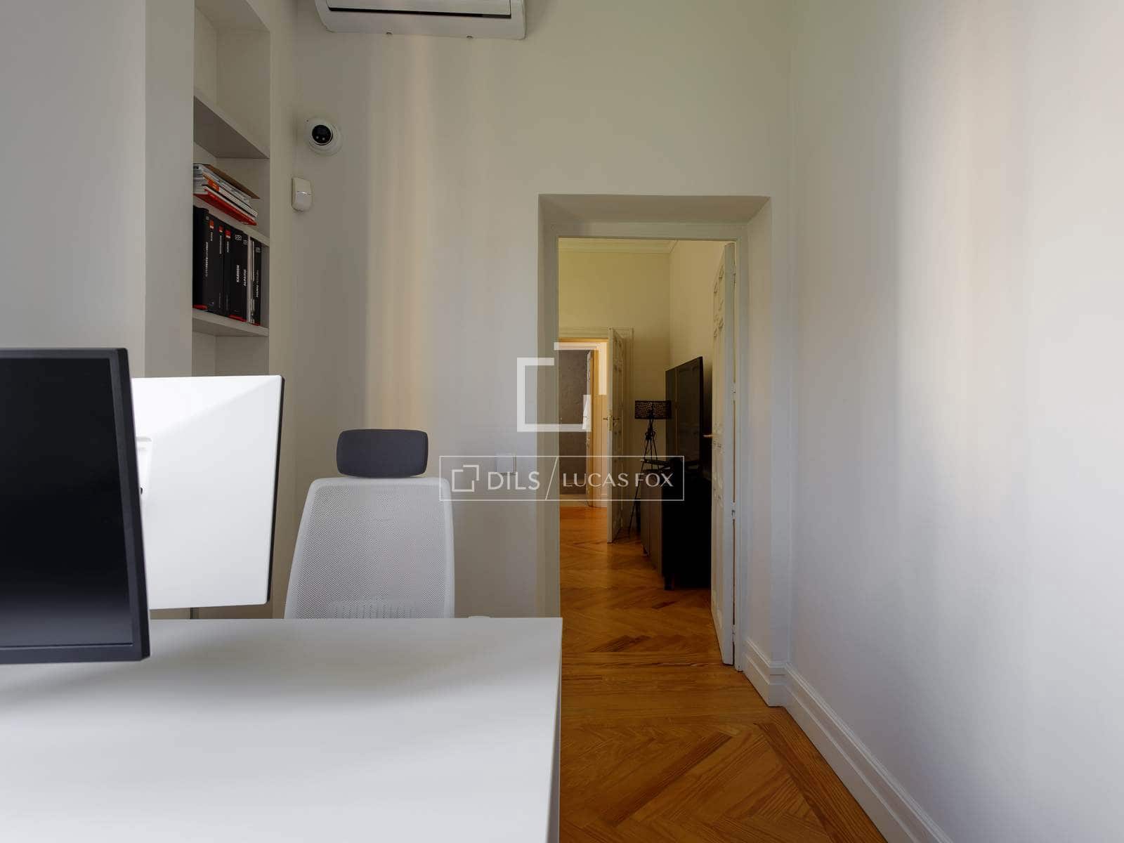 1 sovrum Lägenhet att hyra i Madrid stad - 1 200 € (Ref: 9948825)