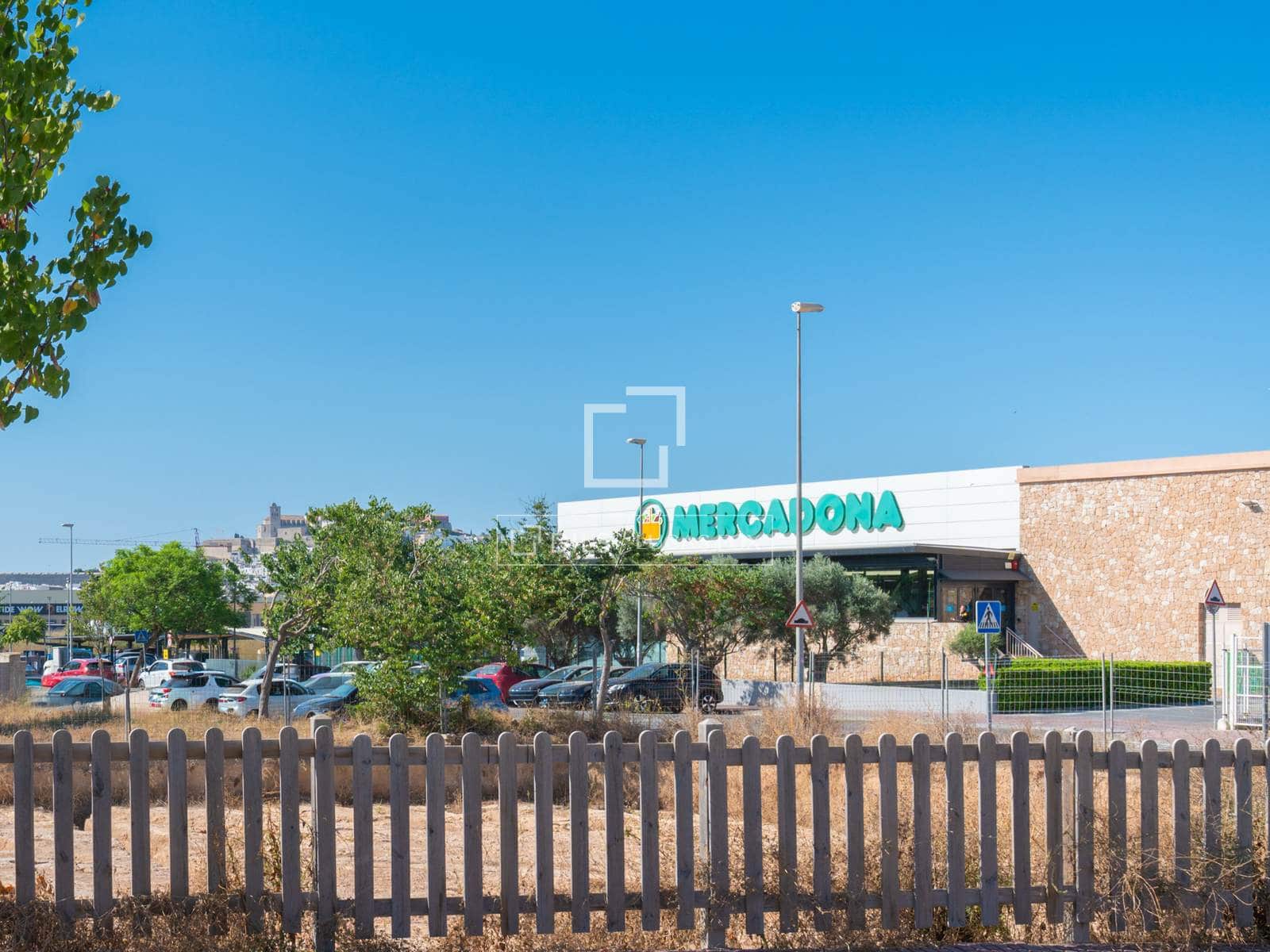 3 makuuhuone Huoneisto myytävänä paikassa Puig de'n Valls mukana uima-altaan 
autotalli - 858 000 € (Ref: 9948894)