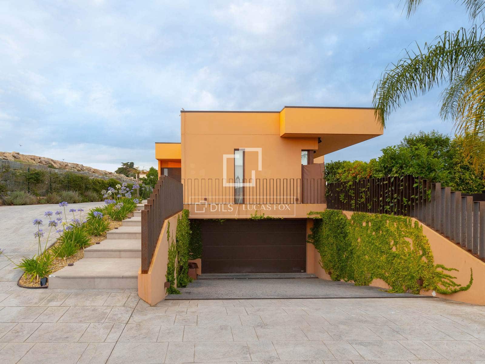 5 soveværelse Villa til salg i Sant Vicenc de Montalt med swimmingpool garage - € 2.200.000 (Ref: 9950124)