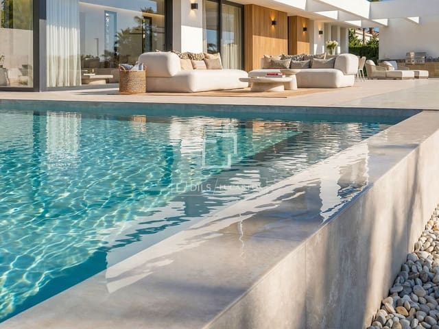3 bedroom Villa for sale in Calpe / Calp with pool garage - € 1,345,000 (Ref: 9950313)