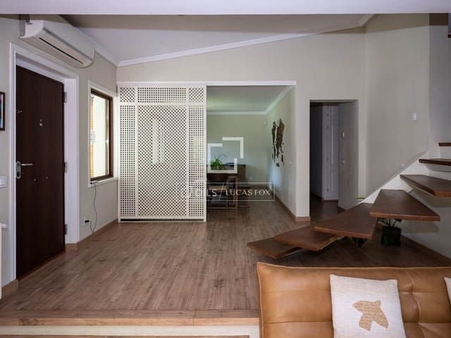 5 makuuhuone Huvila vuokrattavana paikassa Fuente del Fresno, San Sebastián de los Reyes mukana uima-altaan 
autotalli - 6 500 € (Ref: 9950314)