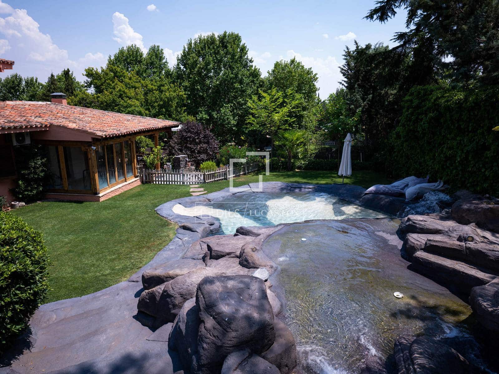 5 Zimmer Villa zu vermieten in Fuente del Fresno mit Pool Garage - 6.500 € (Ref: 9950314)