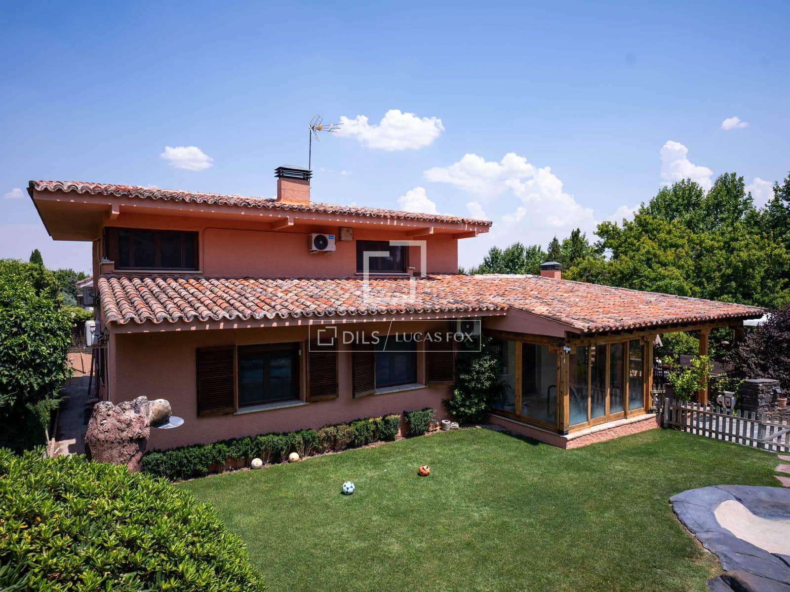 5 Zimmer Villa zu vermieten in Fuente del Fresno mit Pool Garage - 6.500 € (Ref: 9950314)