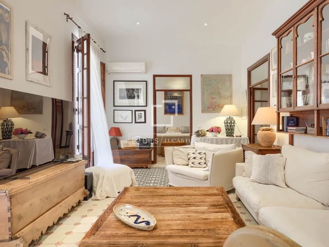 2 bedroom Apartment for sale in Palma de Mallorca - € 775,000 (Ref: 9950316)