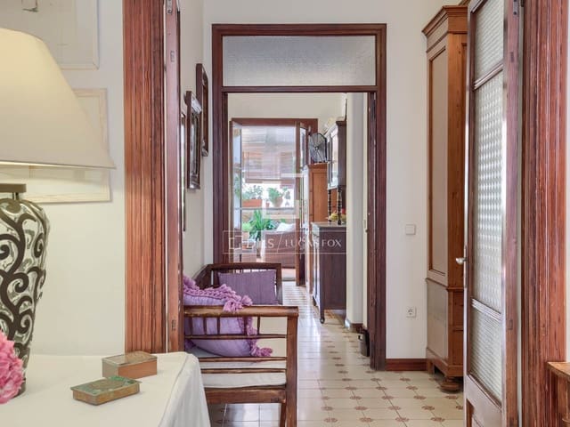 2 bedroom Apartment for sale in Palma de Mallorca - € 775,000 (Ref: 9950316)