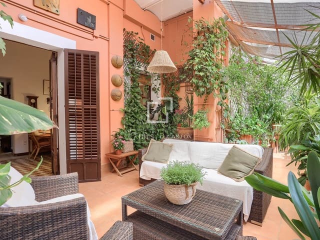 2 bedroom Apartment for sale in Palma de Mallorca - € 775,000 (Ref: 9950316)