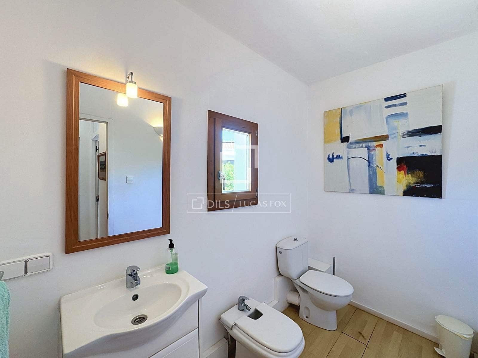 7 Zimmer Villa zu verkaufen in Es Castell mit Pool Garage - 1.250.000 € (Ref: 9950317)