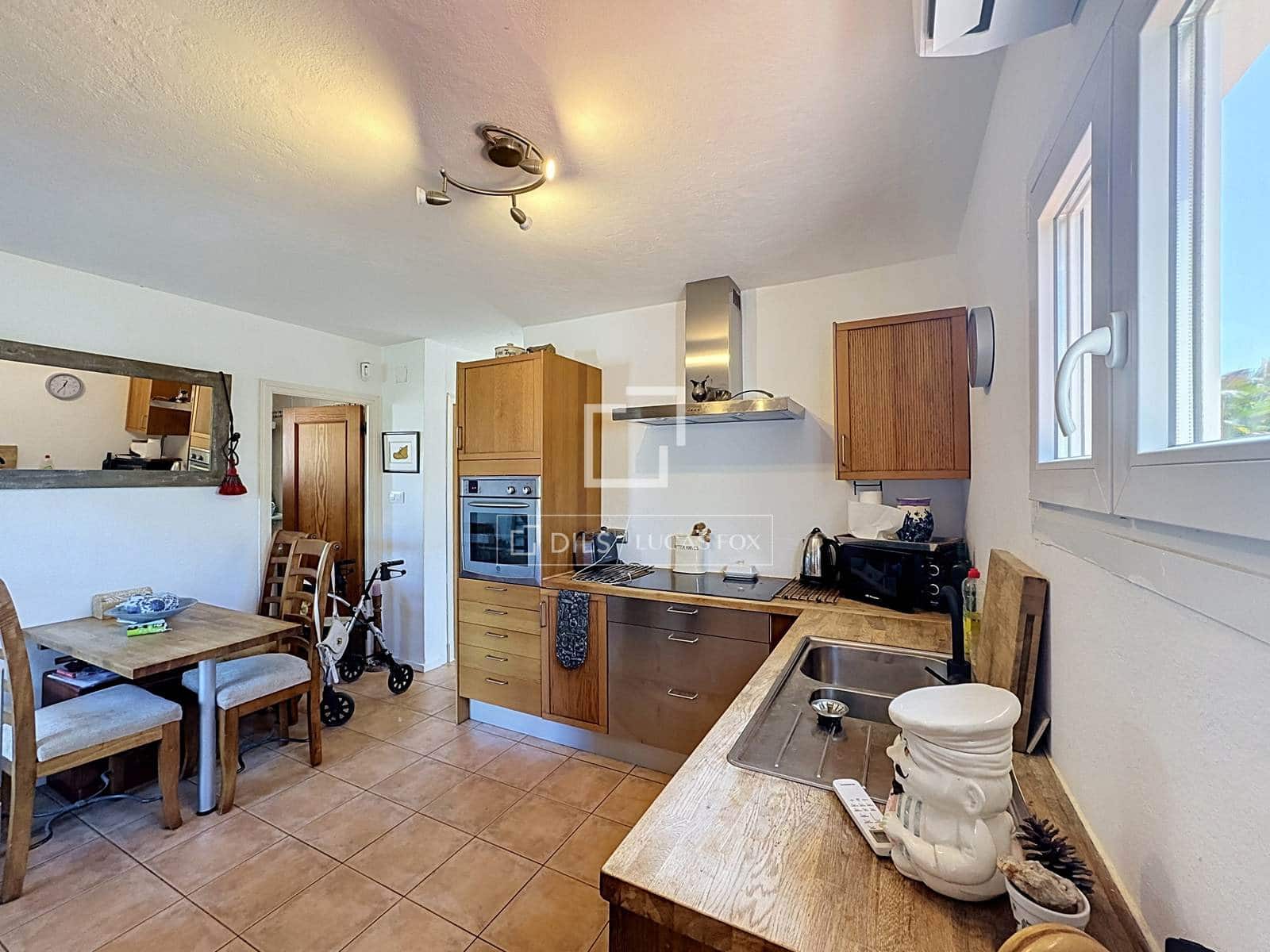 7 Zimmer Villa zu verkaufen in Es Castell mit Pool Garage - 1.250.000 € (Ref: 9950317)
