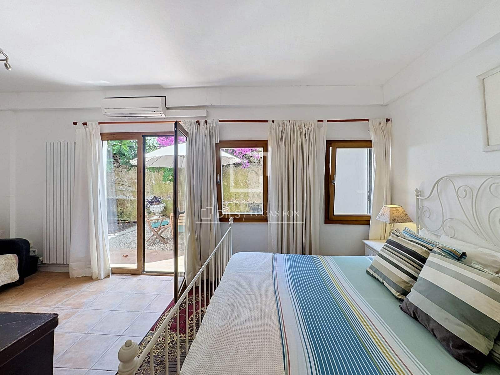 7 Zimmer Villa zu verkaufen in Es Castell mit Pool Garage - 1.250.000 € (Ref: 9950317)