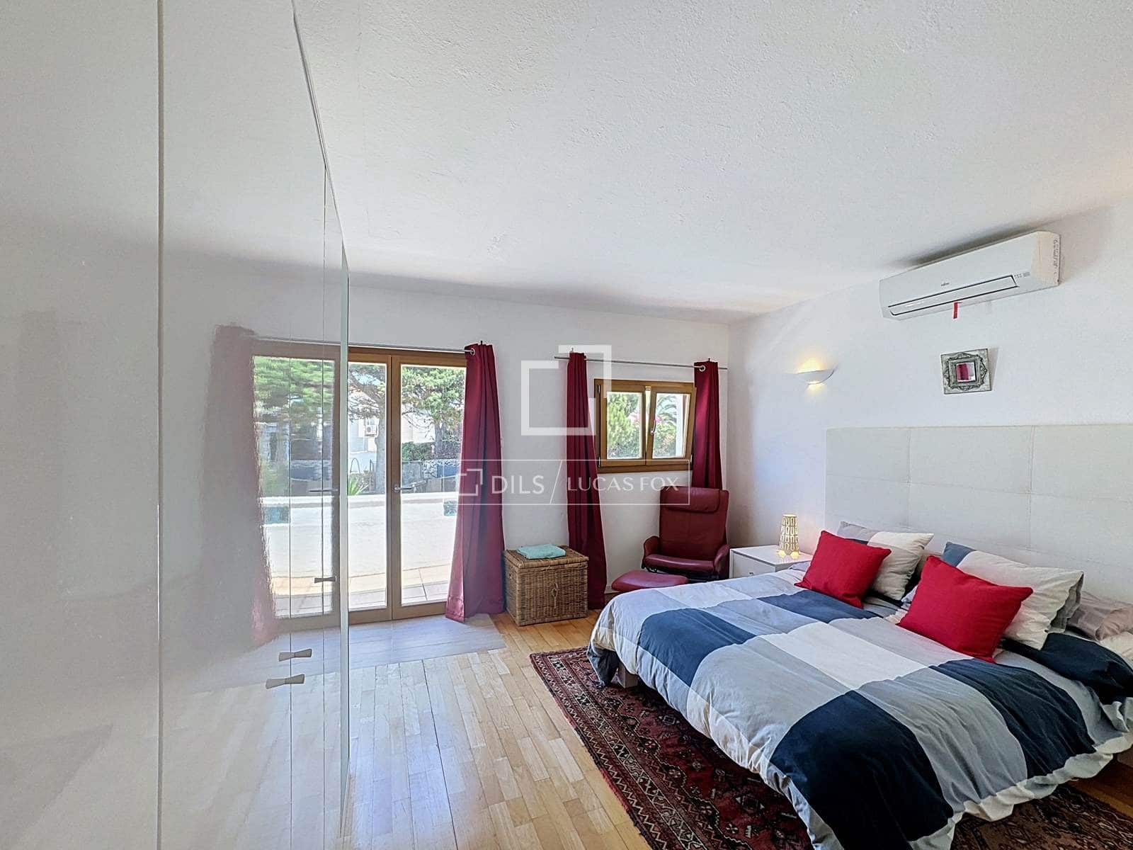 7 Zimmer Villa zu verkaufen in Es Castell mit Pool Garage - 1.250.000 € (Ref: 9950317)