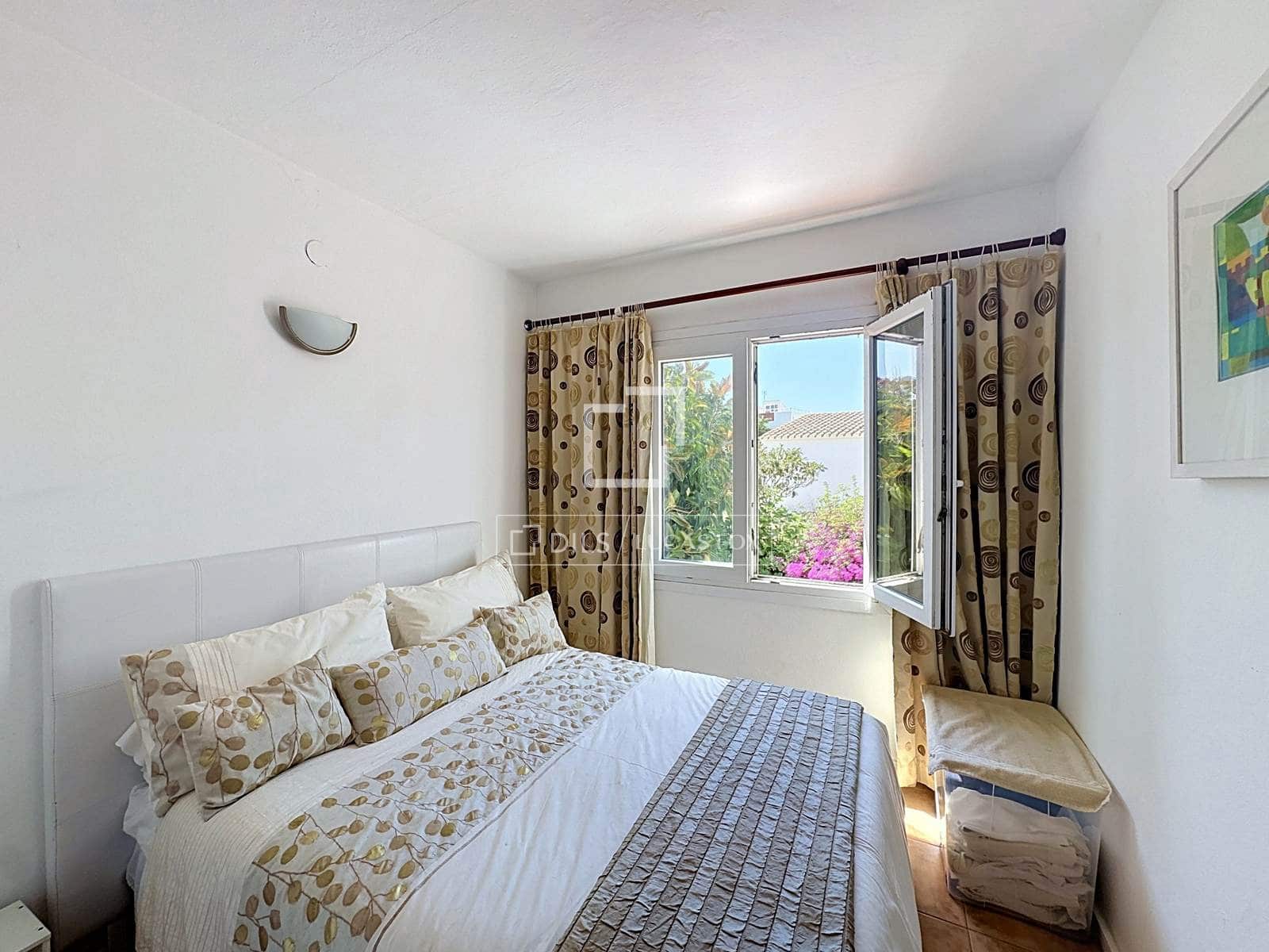 7 Zimmer Villa zu verkaufen in Es Castell mit Pool Garage - 1.250.000 € (Ref: 9950317)