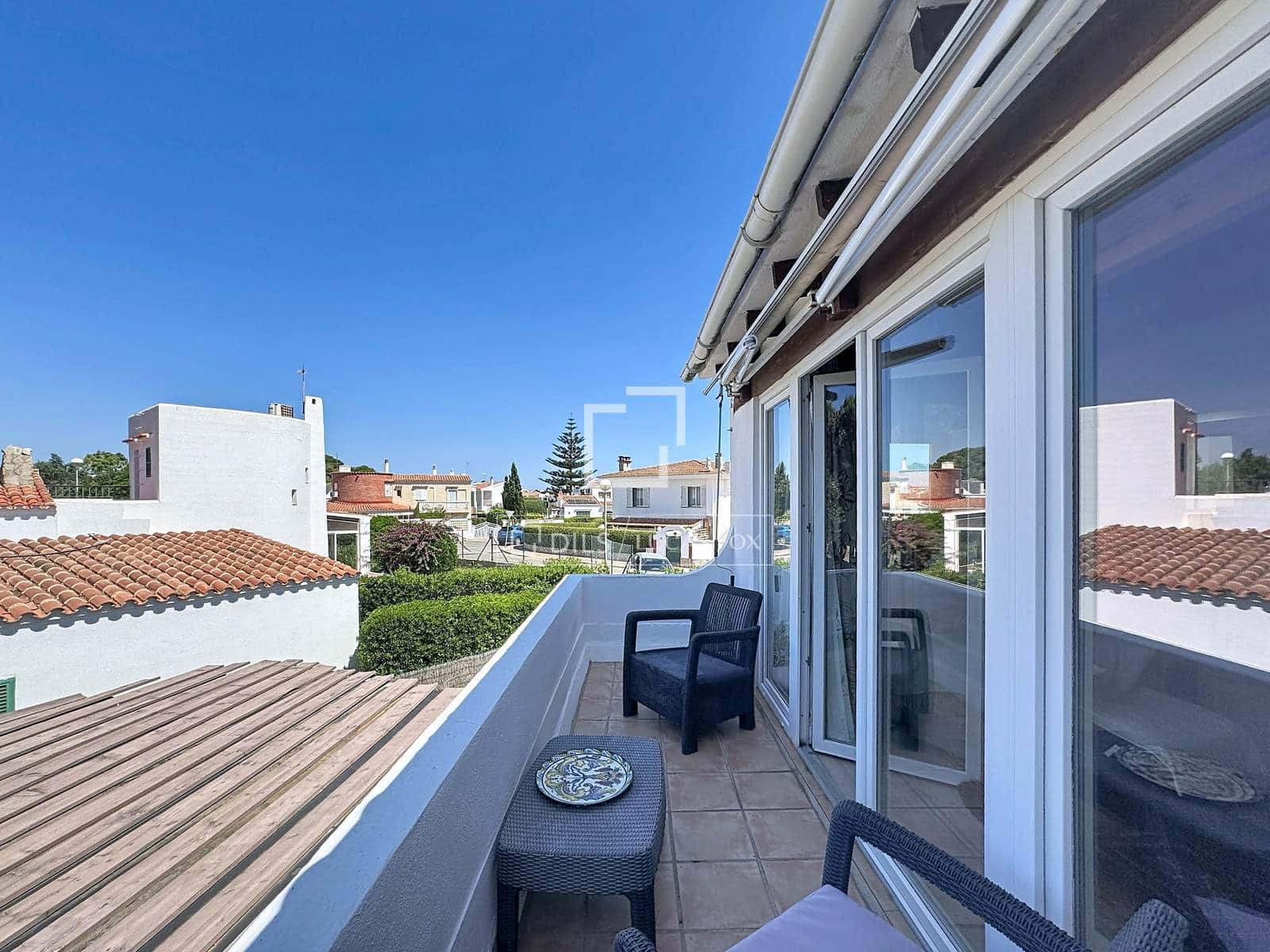 7 Zimmer Villa zu verkaufen in Es Castell mit Pool Garage - 1.250.000 € (Ref: 9950317)