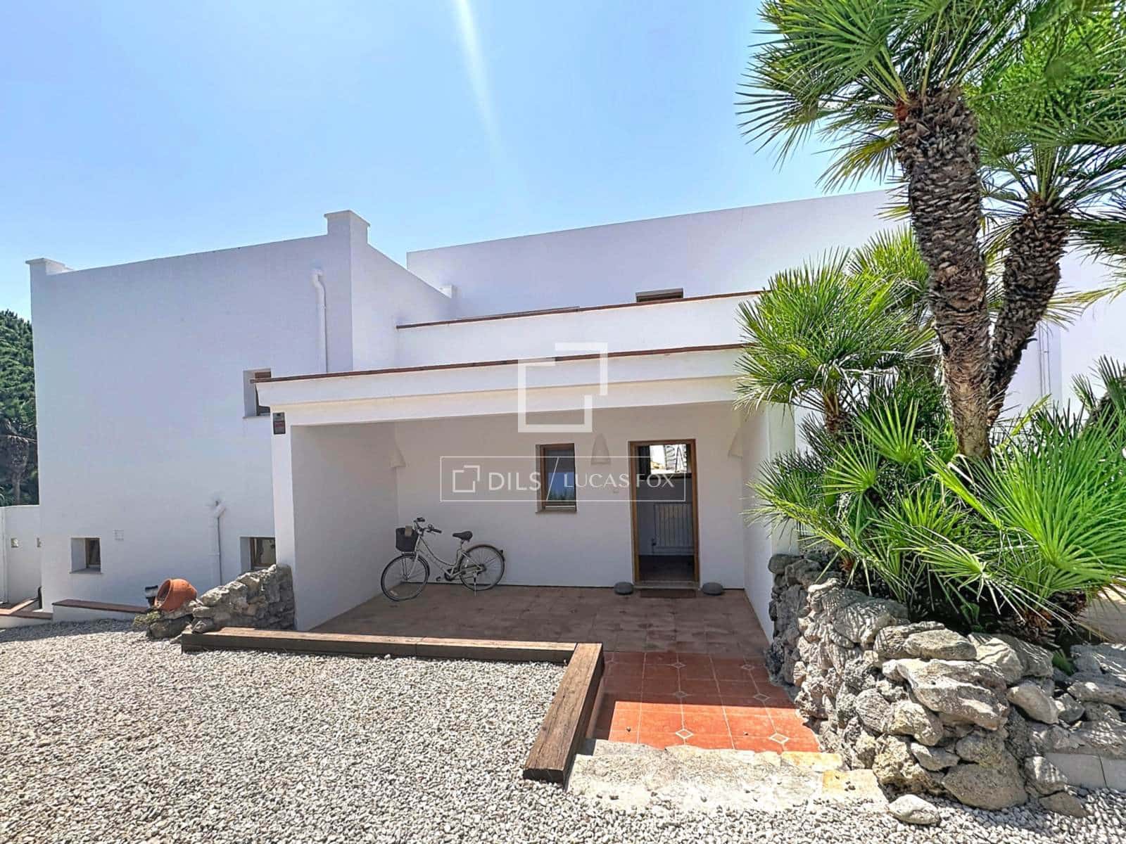 7 Zimmer Villa zu verkaufen in Es Castell mit Pool Garage - 1.250.000 € (Ref: 9950317)