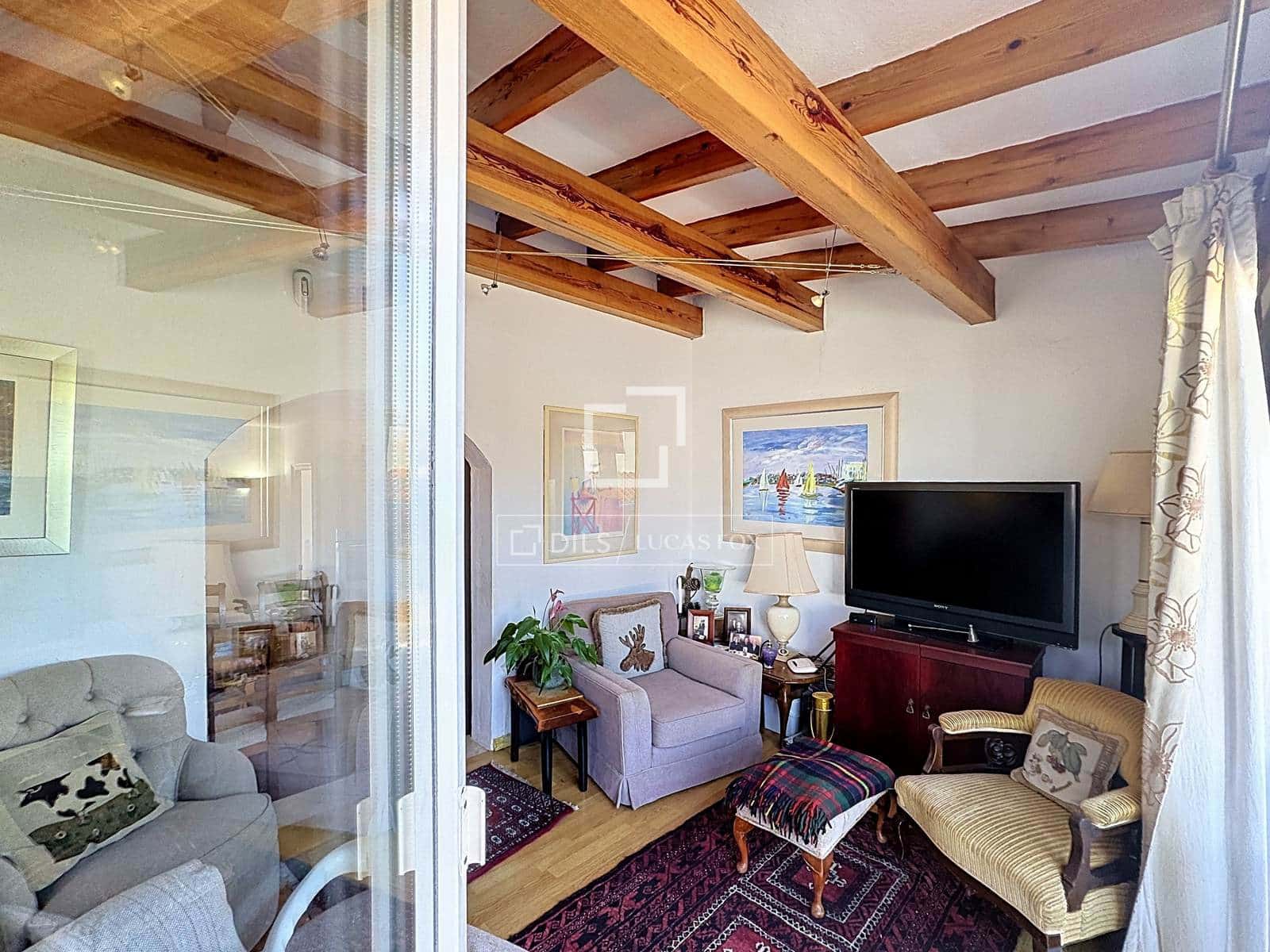 7 Zimmer Villa zu verkaufen in Es Castell mit Pool Garage - 1.250.000 € (Ref: 9950317)