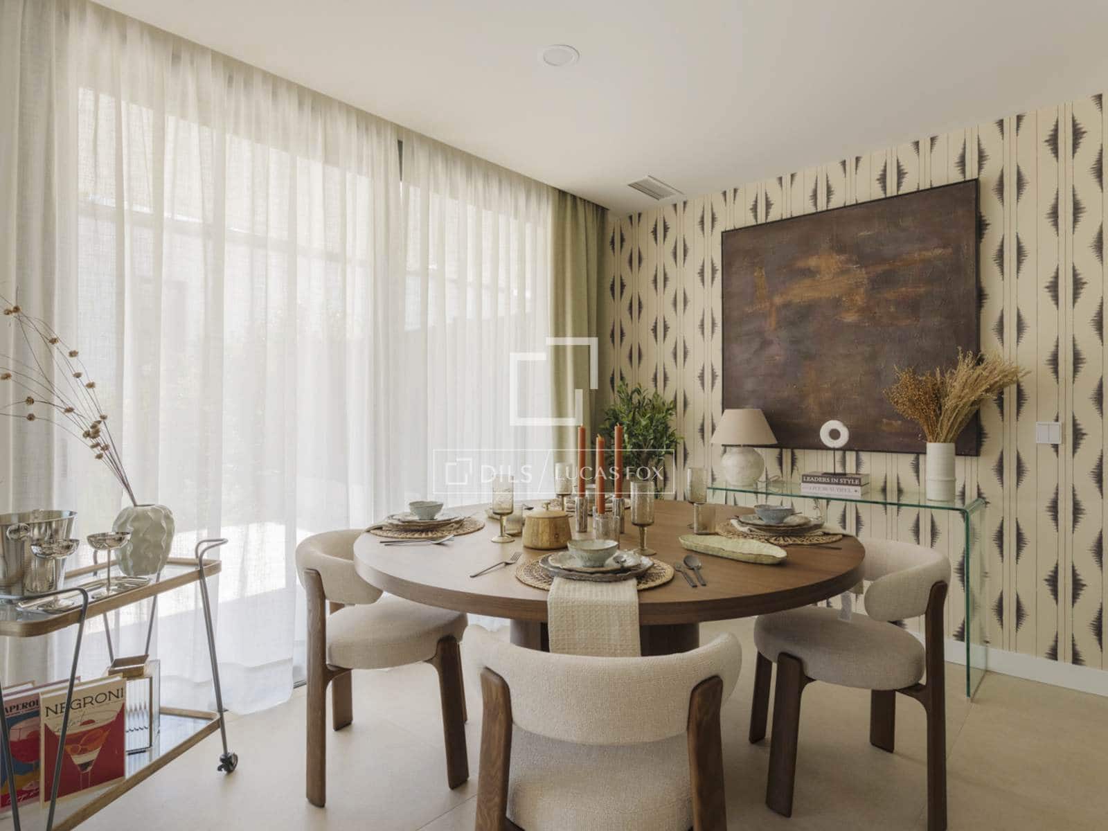 5 bedroom Villa for sale in Madrid city with pool garage - € 2,600,000 (Ref: 9950320)