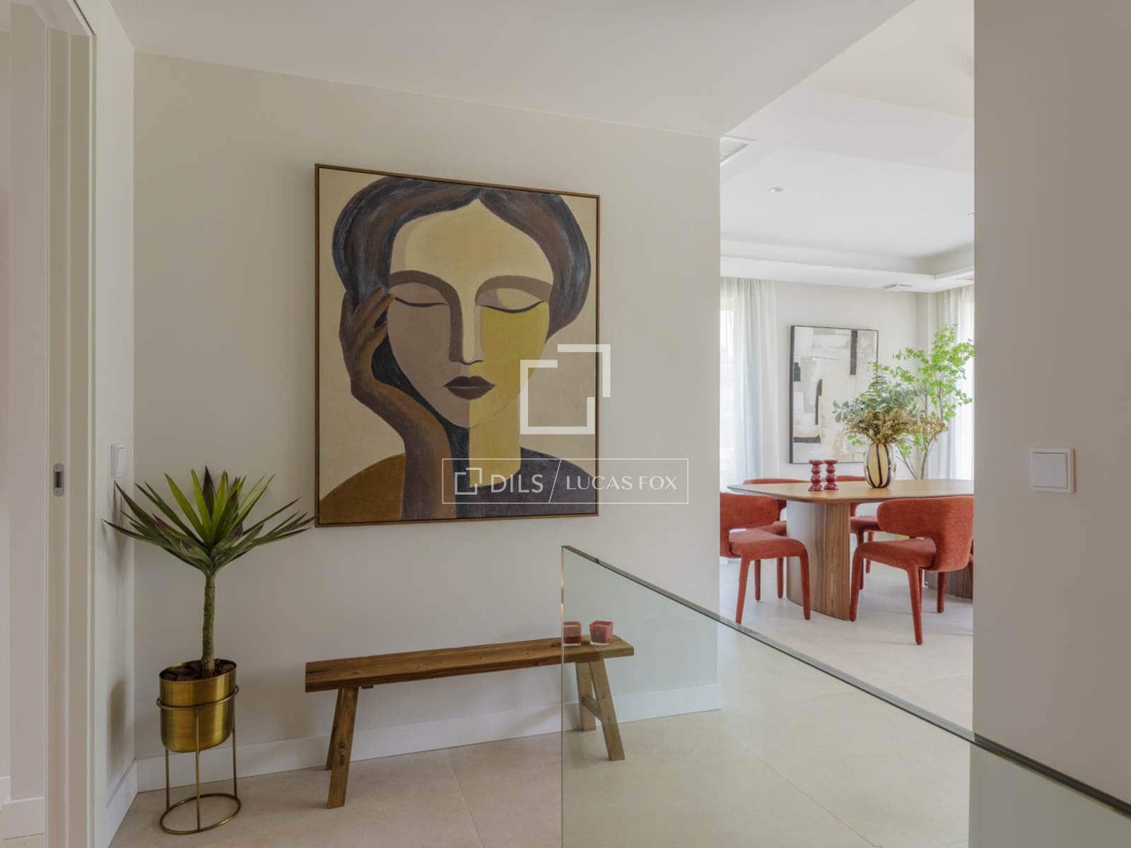 5 bedroom Villa for sale in Madrid city with pool garage - € 2,600,000 (Ref: 9950320)